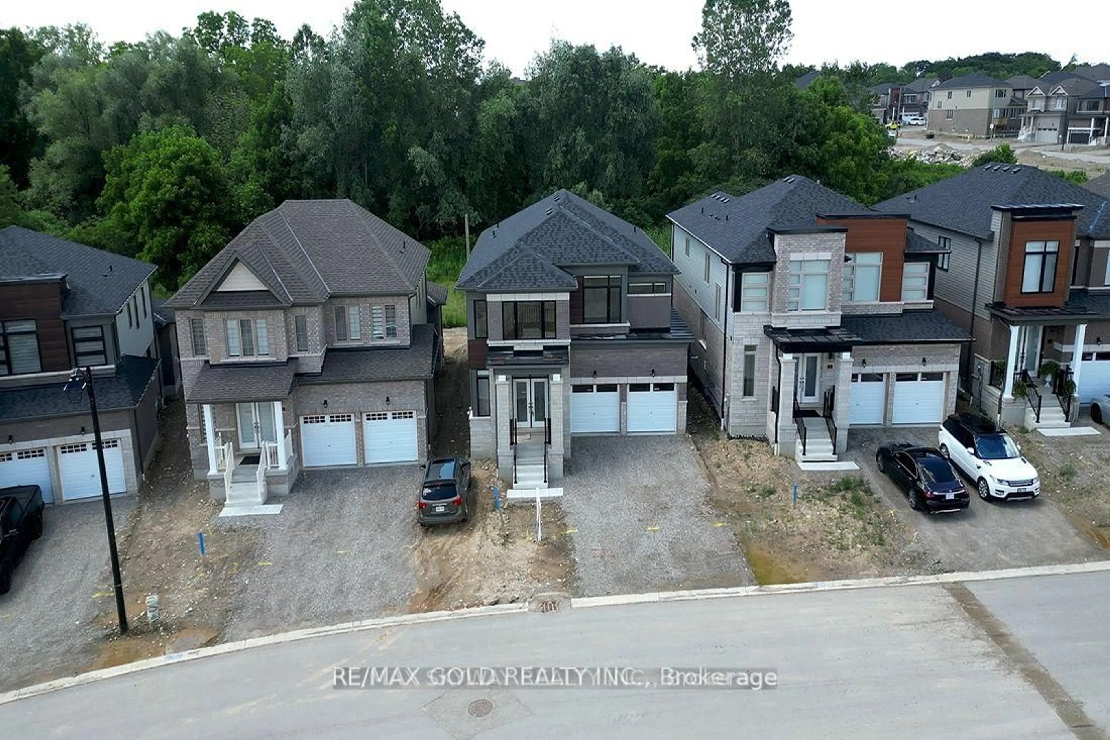 A pic from outside/outdoor area/front of a property/back of a property/a pic from drone, street for 33 Gilham Way, Brant Ontario N0E 1N0