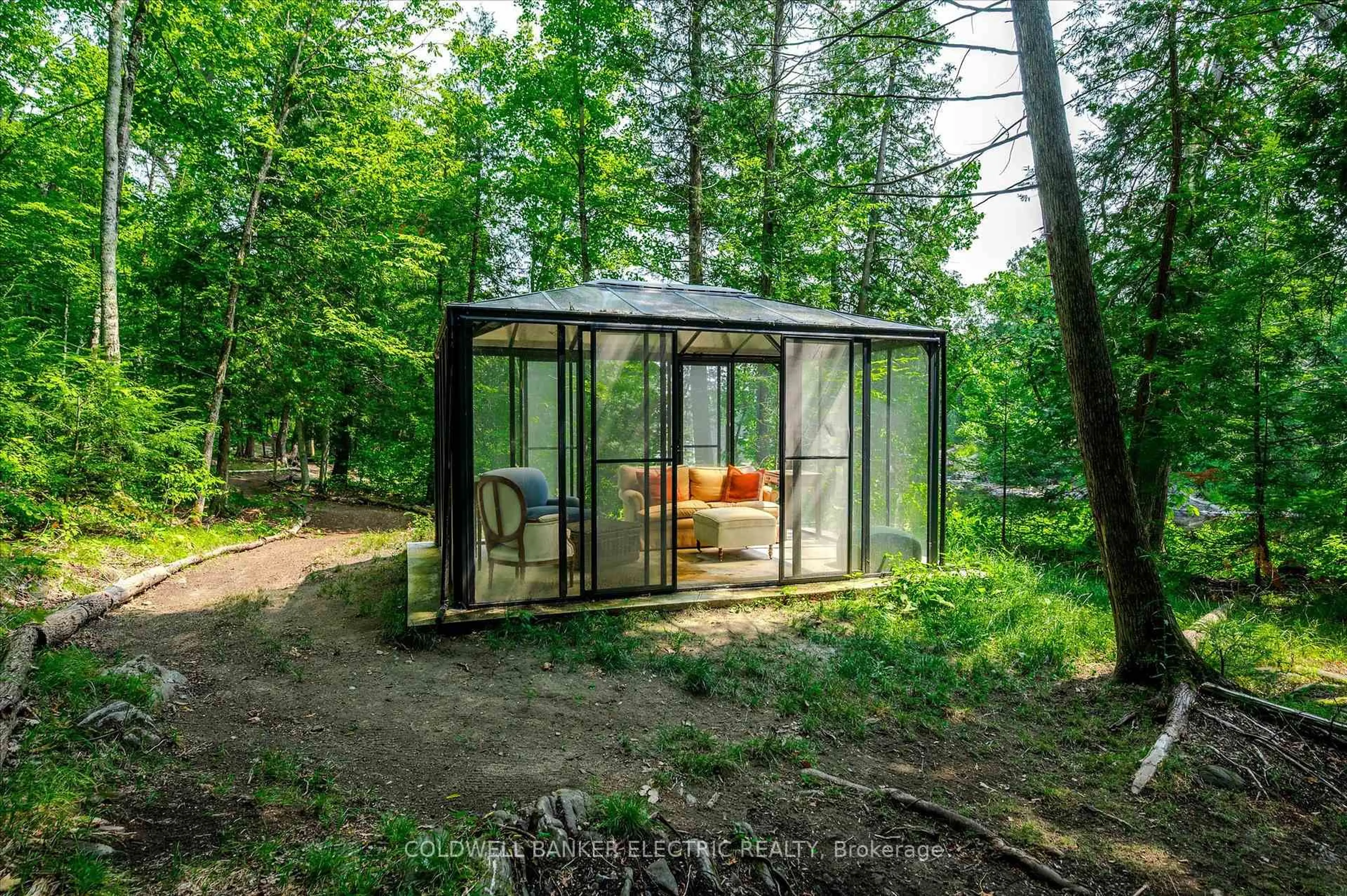 Shed for 411 Fidlar Glen Rd, Limoges Ontario K0K 2M0