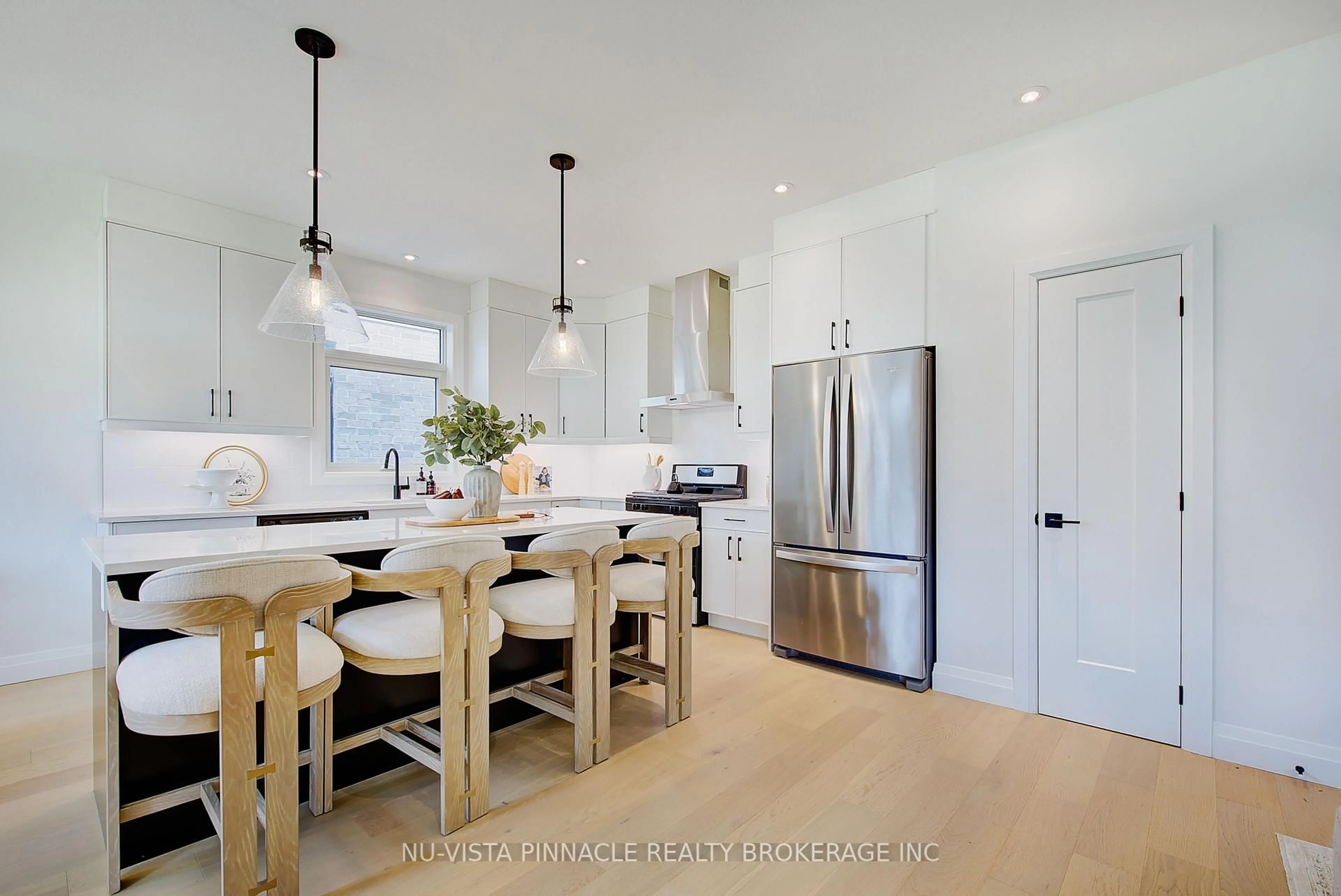 Open concept kitchen, unknown for 1685 BRAYFORD Ave, London South Ontario N6K 0H1