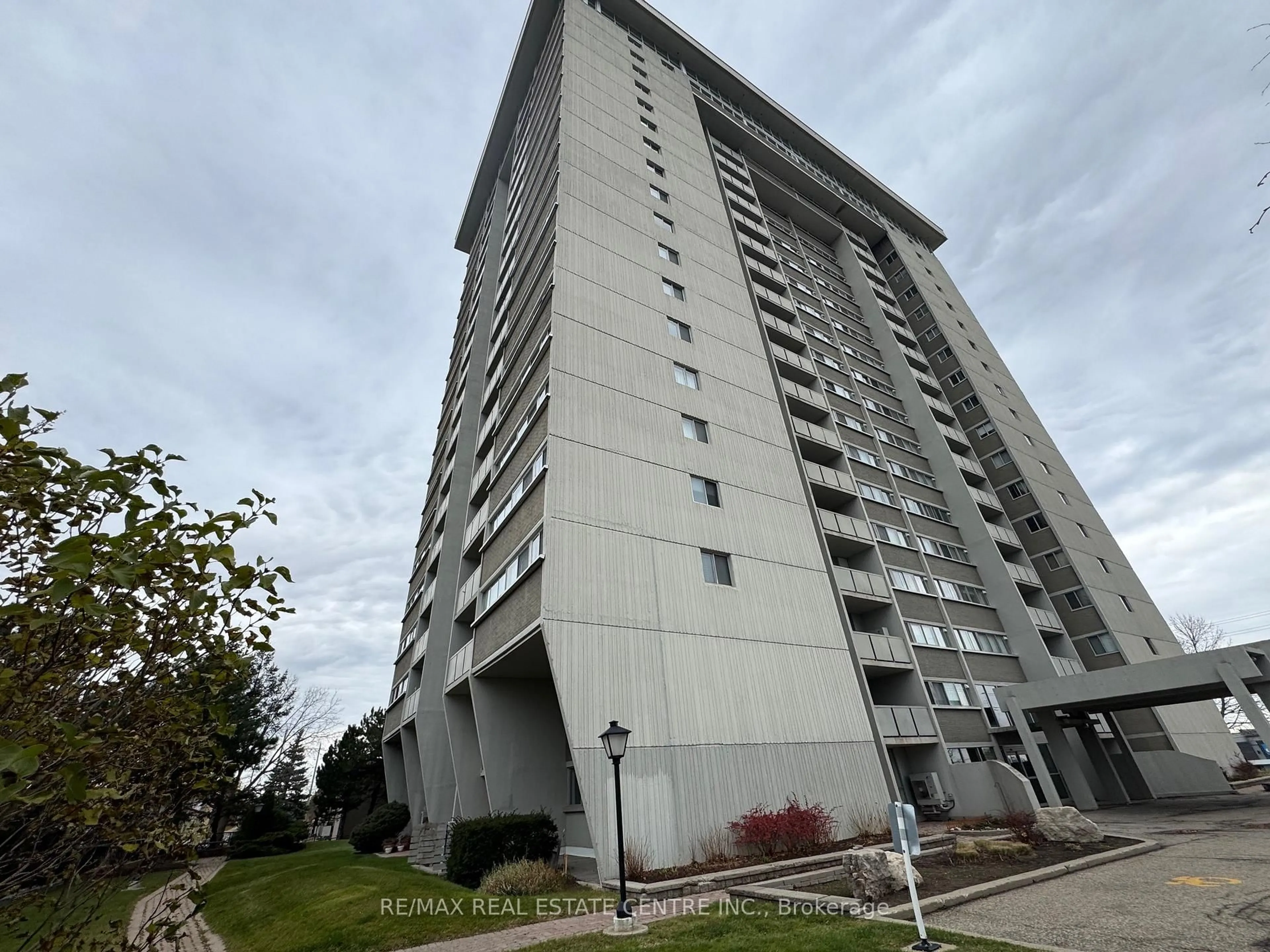 Unknown for 375 King St #603, Waterloo Ontario N2J 4L6