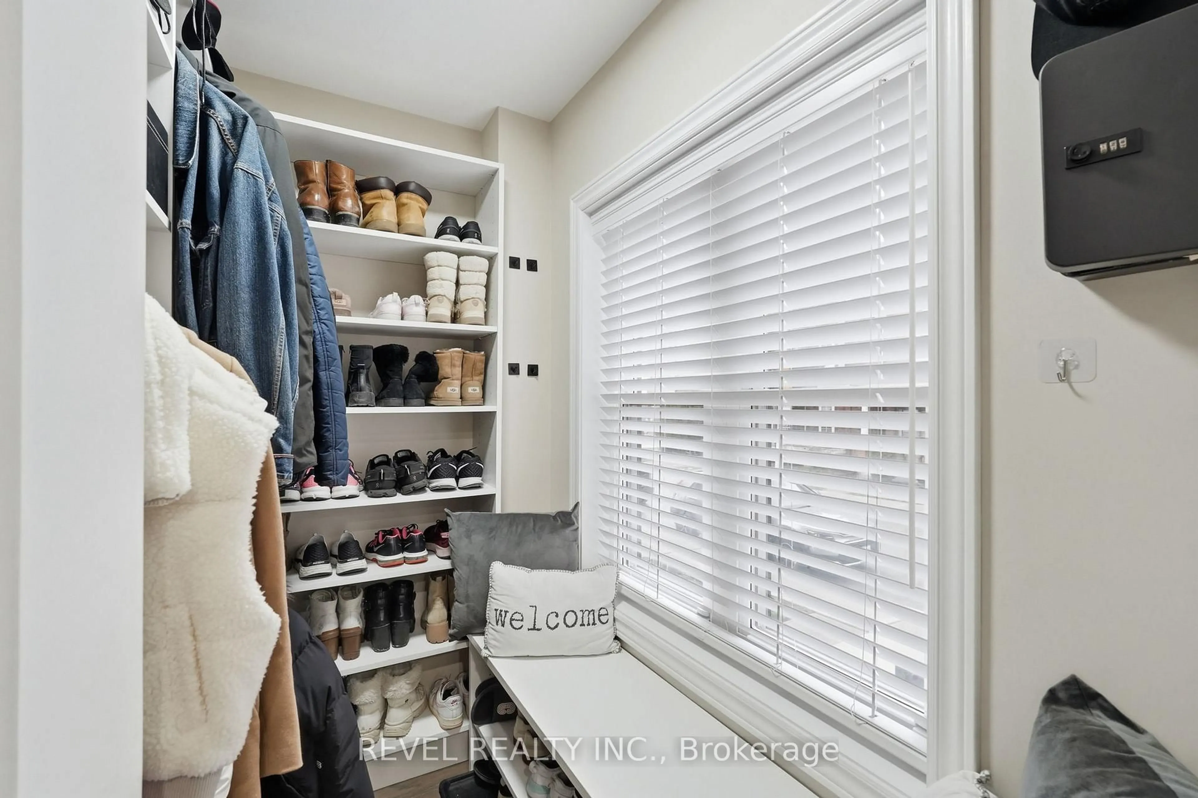 Storage room or clothes room or walk-in closet for 109 Ray St, Hamilton Ontario L8R 2Y1