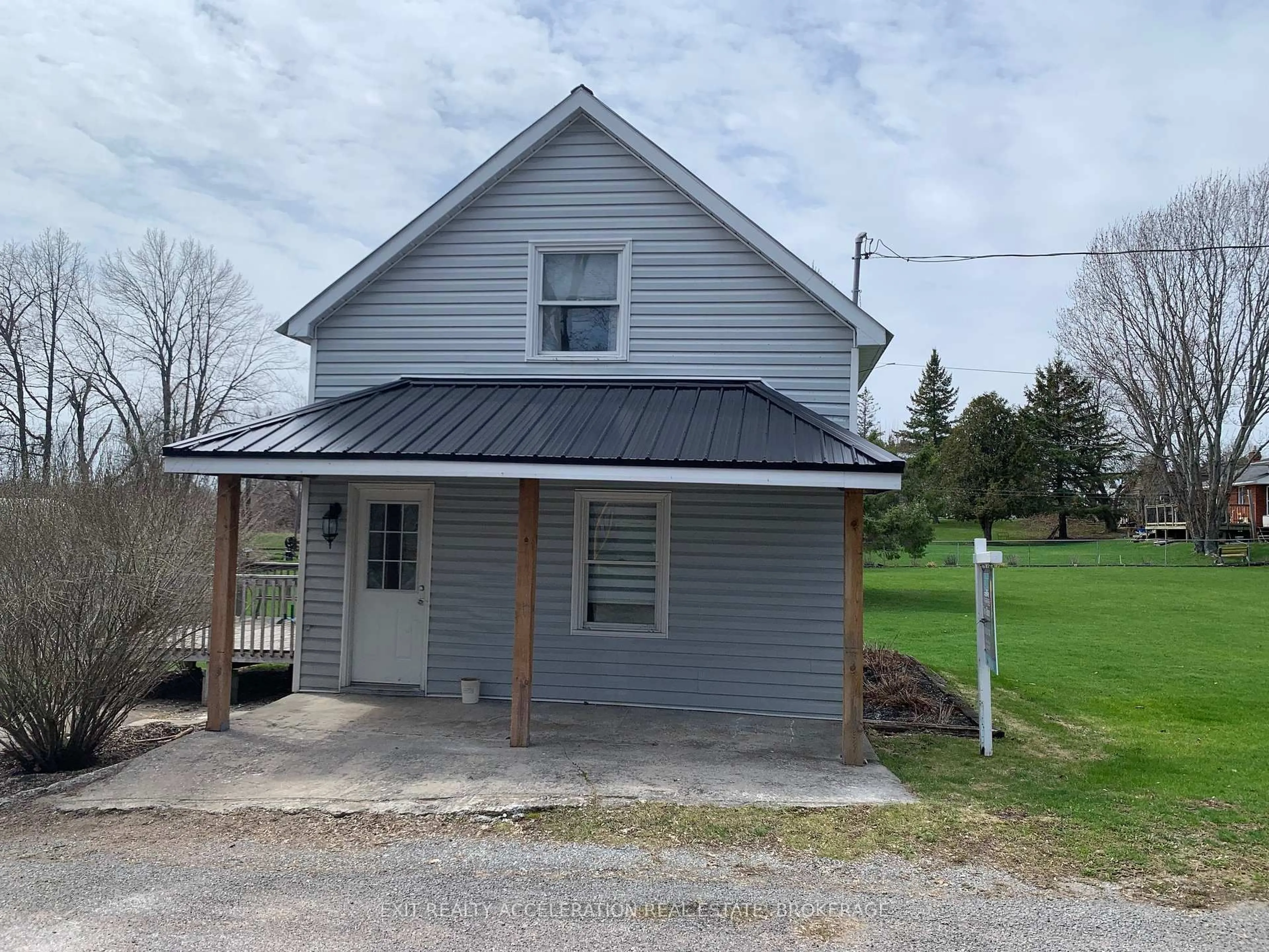 Unknown for 9 Chestnut Dr, Tamworth Ontario K0K 3G0