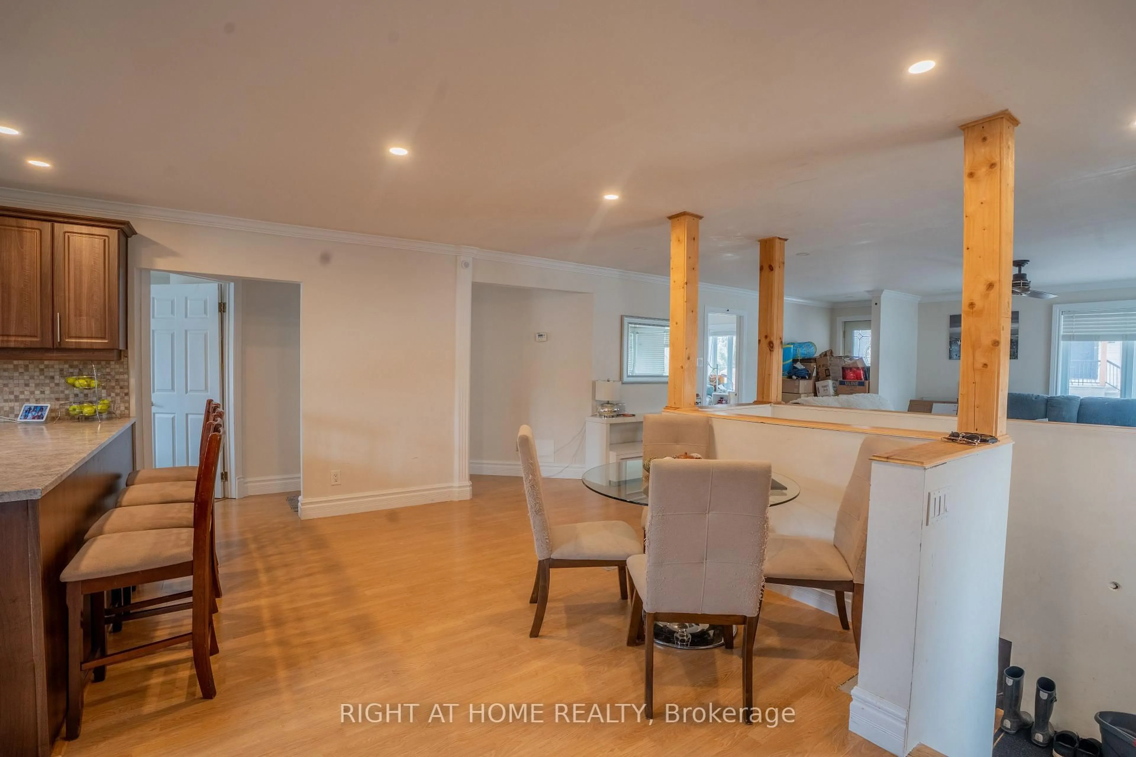 Dining room, unknown for 682 Henri Circ, Clarence-Rockland Ontario K4K 1C4