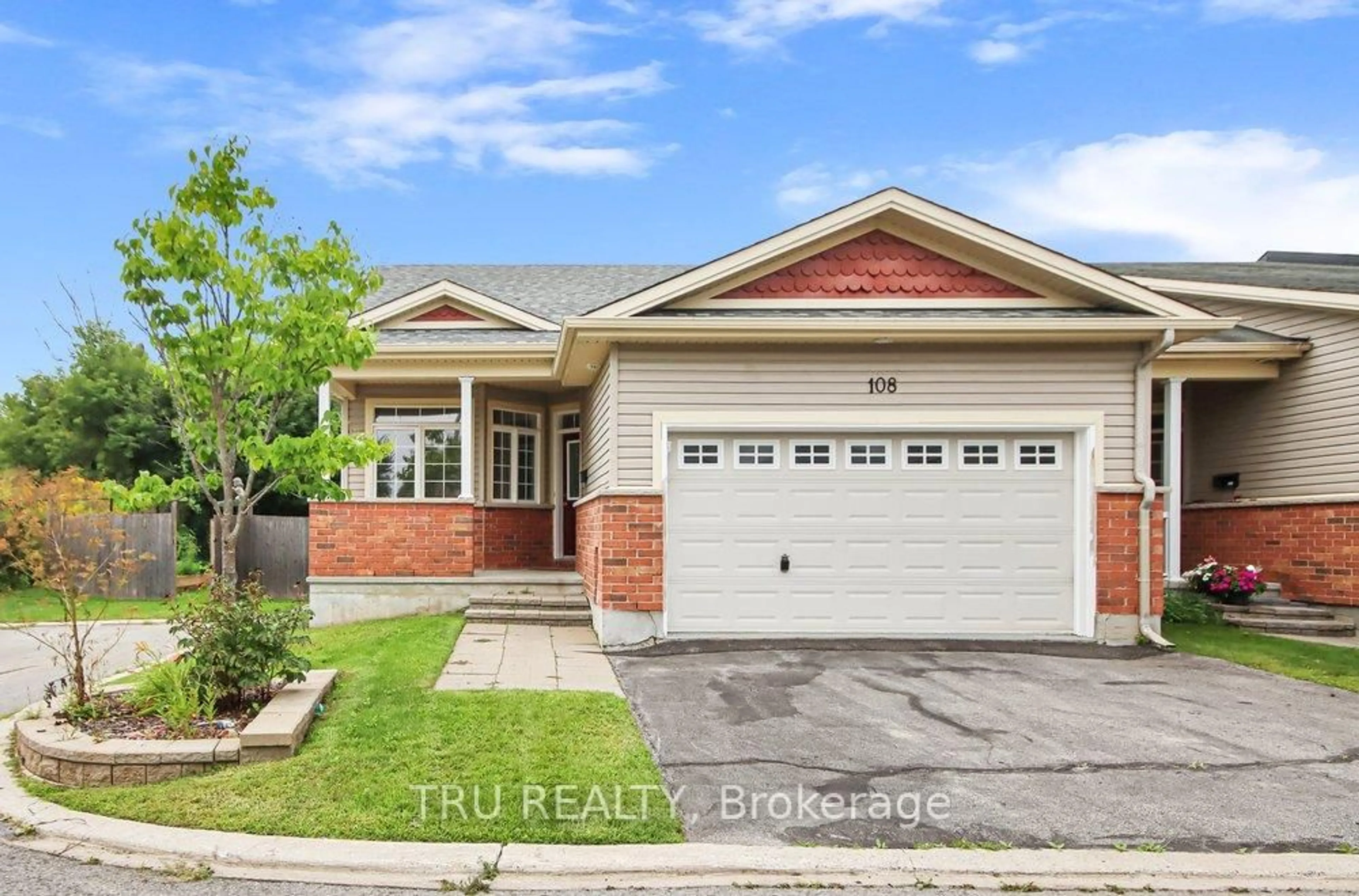 Home with brick exterior material, street for 108 Villageview Private, Carp Ontario K0A 1L0