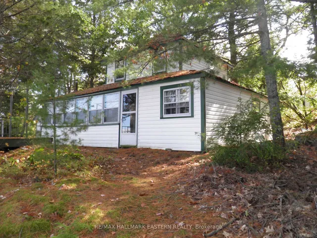 1420 Island 76 Stoney Lake, North Kawartha 3