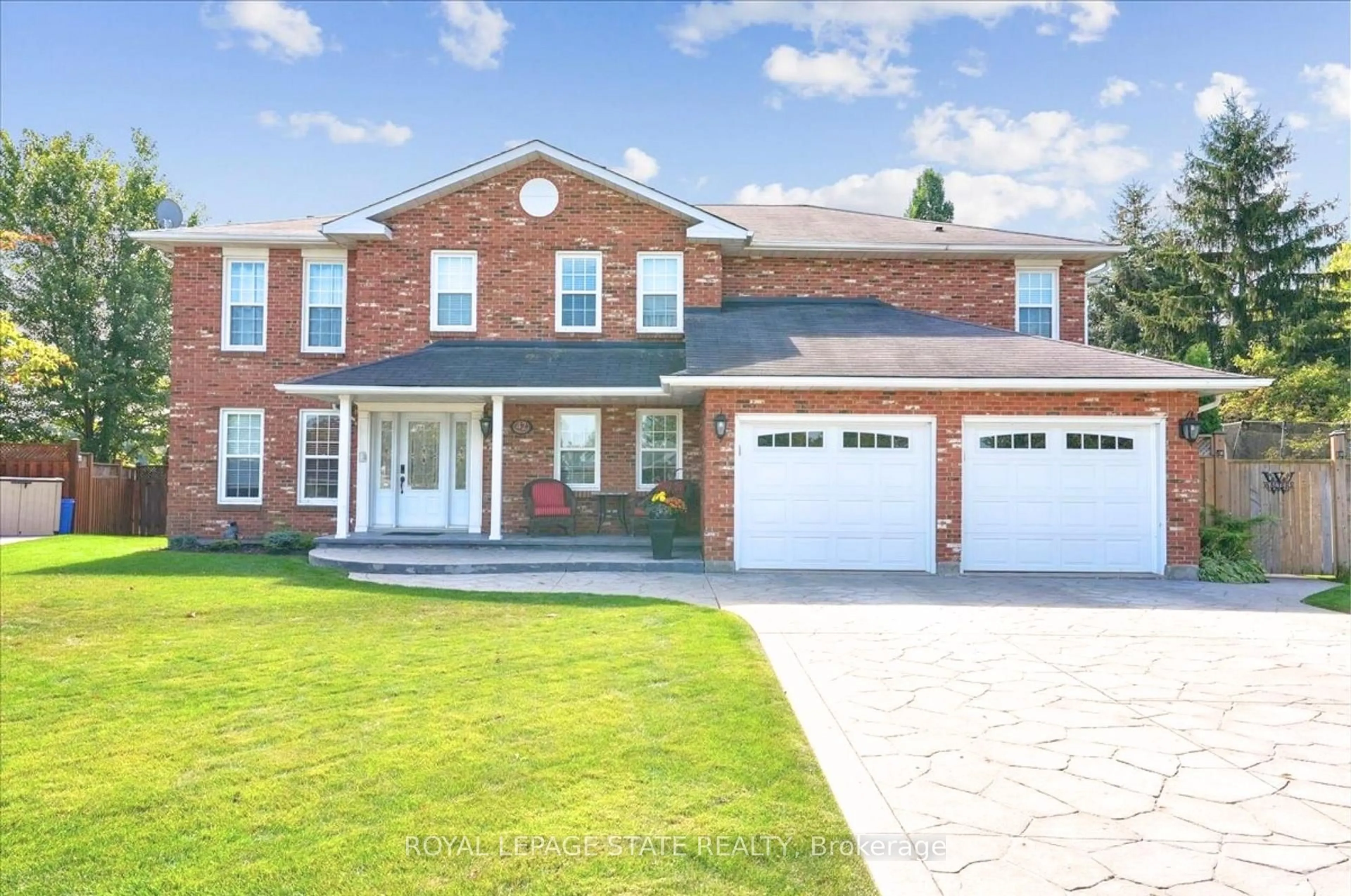 Home with brick exterior material, street for 42 Farewell Cres, West Lincoln Ontario L0R 2A0