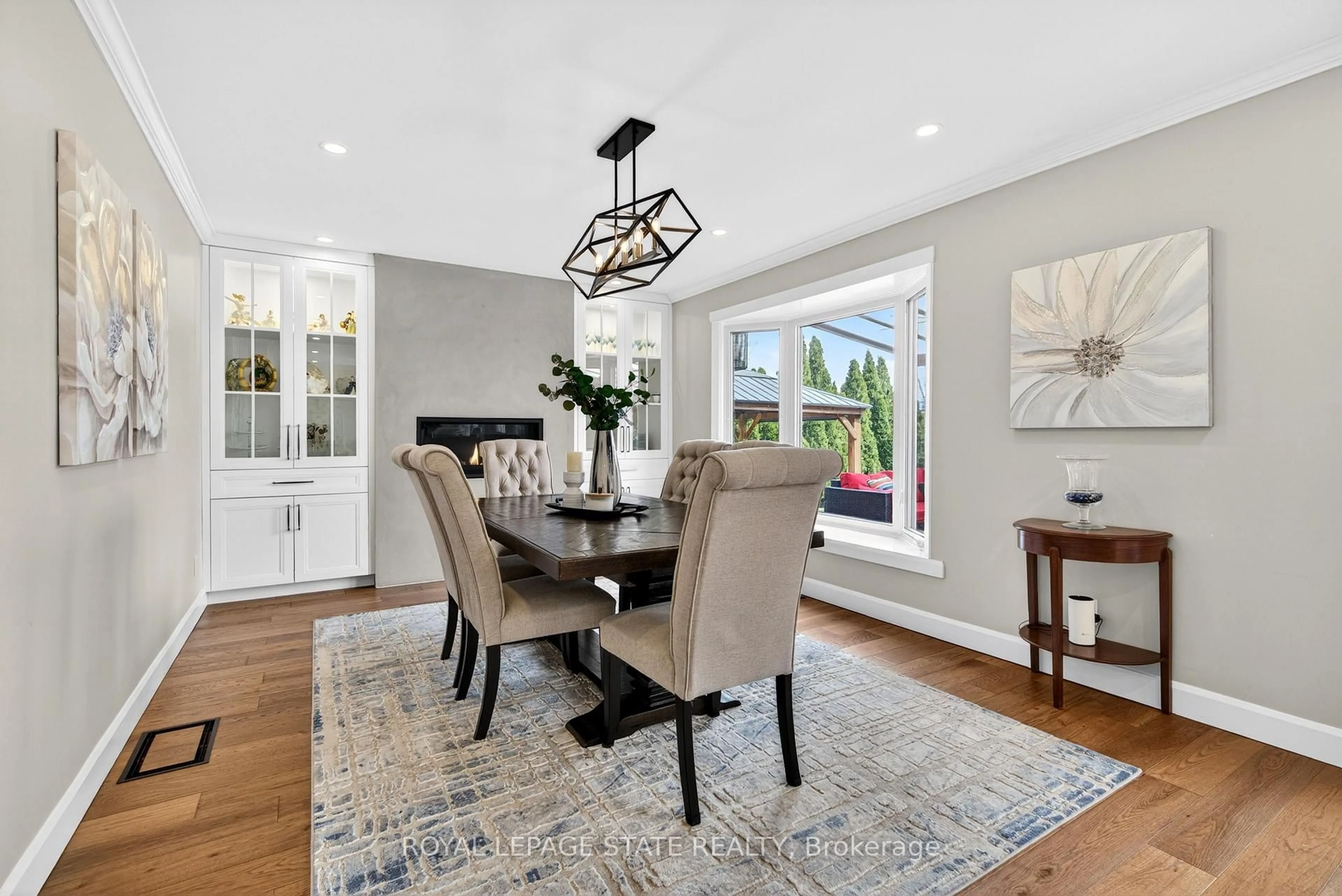 Dining room, unknown for 42 Farewell Cres, West Lincoln Ontario L0R 2A0