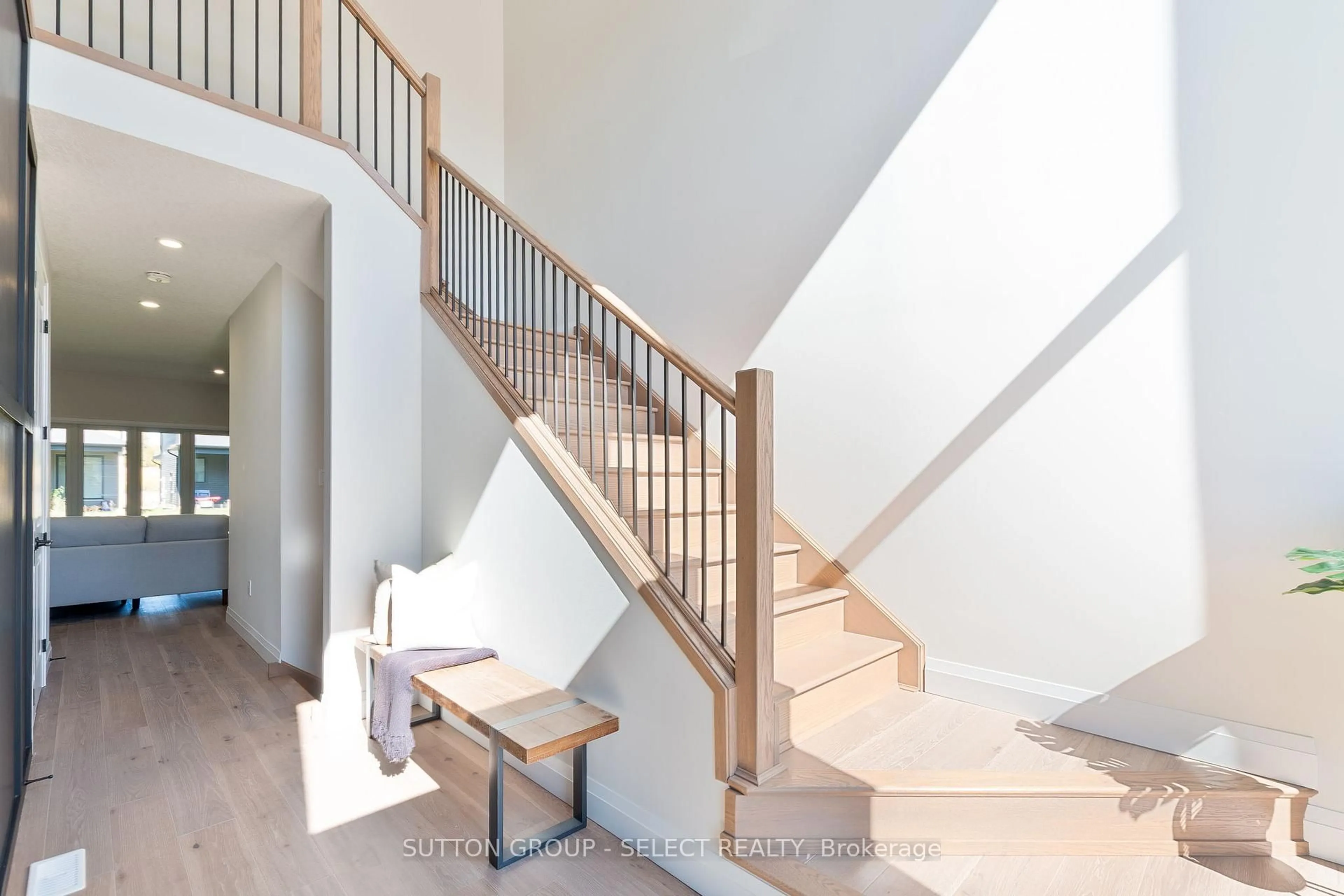 Unknown for 6366 Heathwoods Ave, London South Ontario N6P 1H5