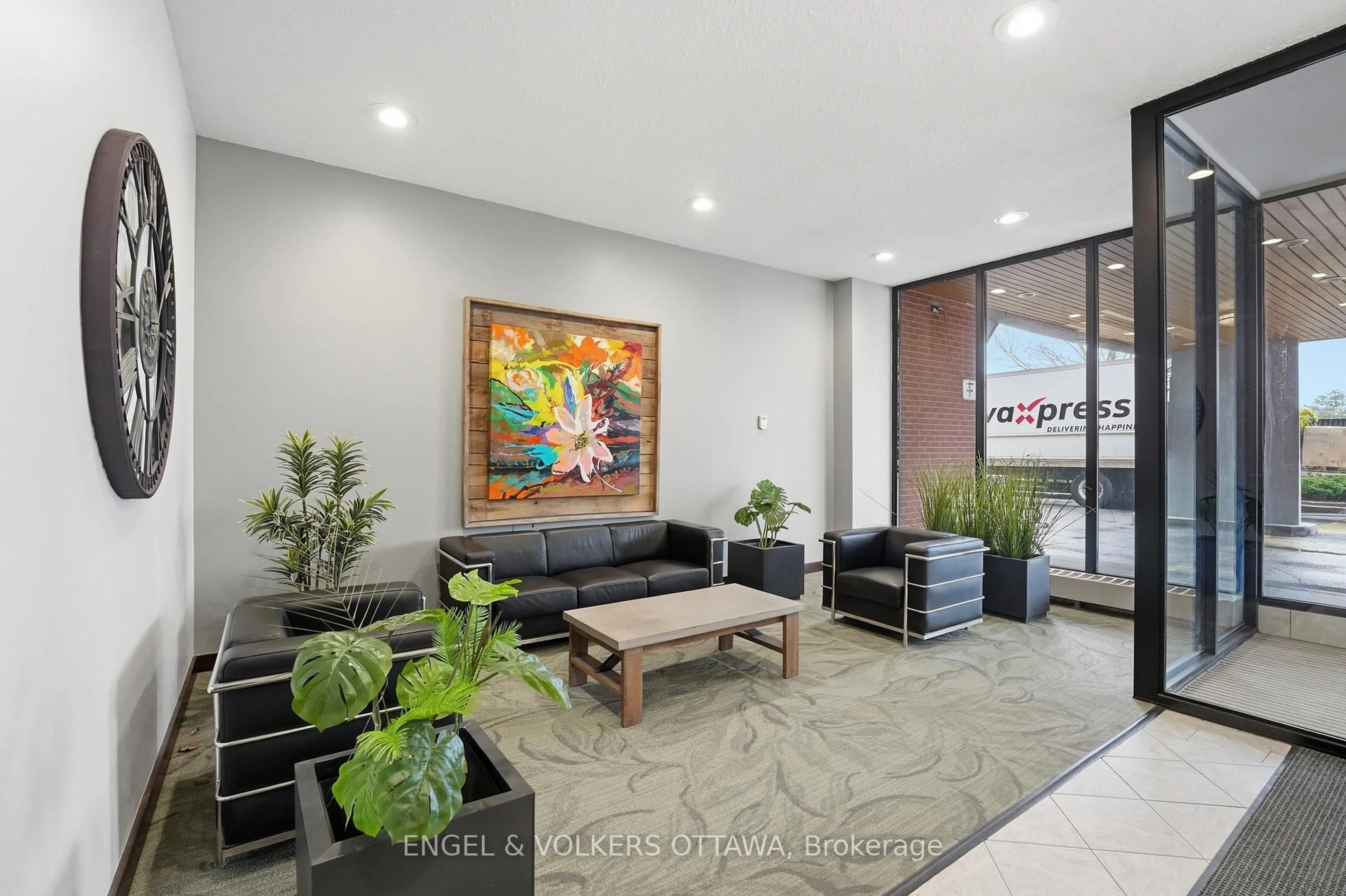 Unknown for 2951 Riverside Dr #301, Ottawa Ontario K1V 8W6