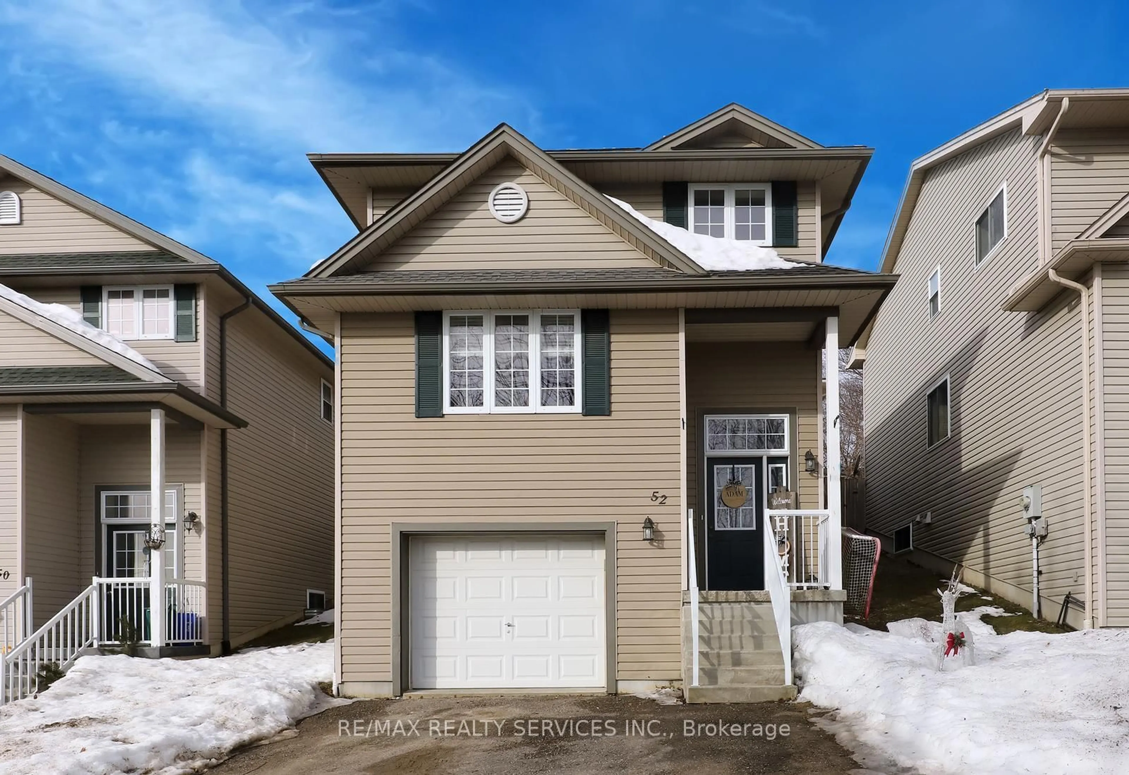 Home with vinyl exterior material, street for 52 Crozier St, East Luther Grand Valley Ontario L9W 5N6