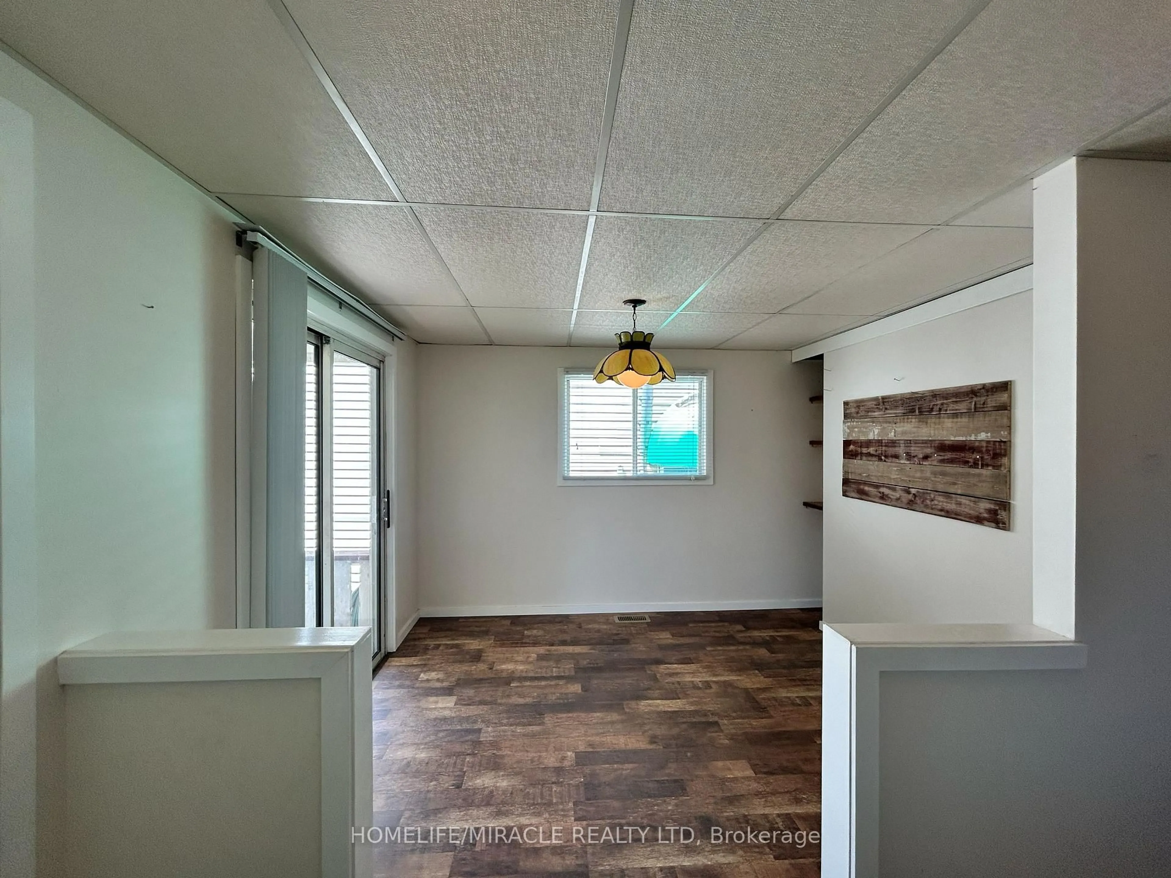 Unknown for 1153 Bay St, Norfolk Ontario N0E 1M0