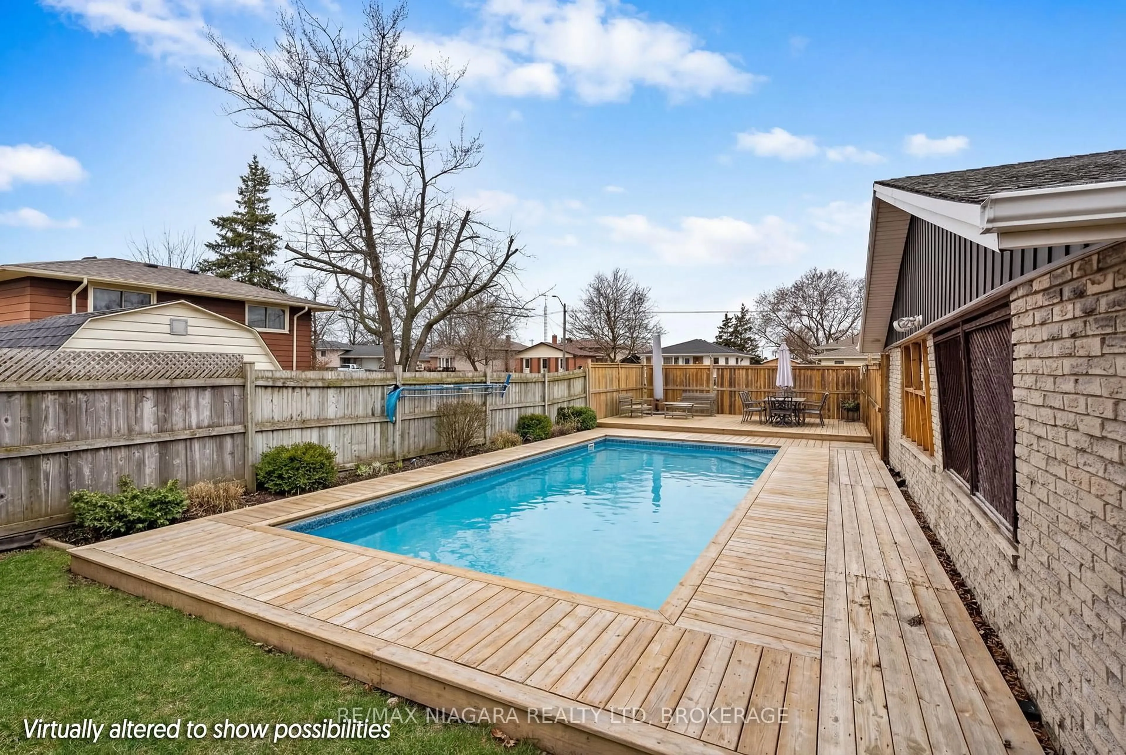 Pool for 38 ACADIA Cres, St. Catharines Ontario L2P 1H8