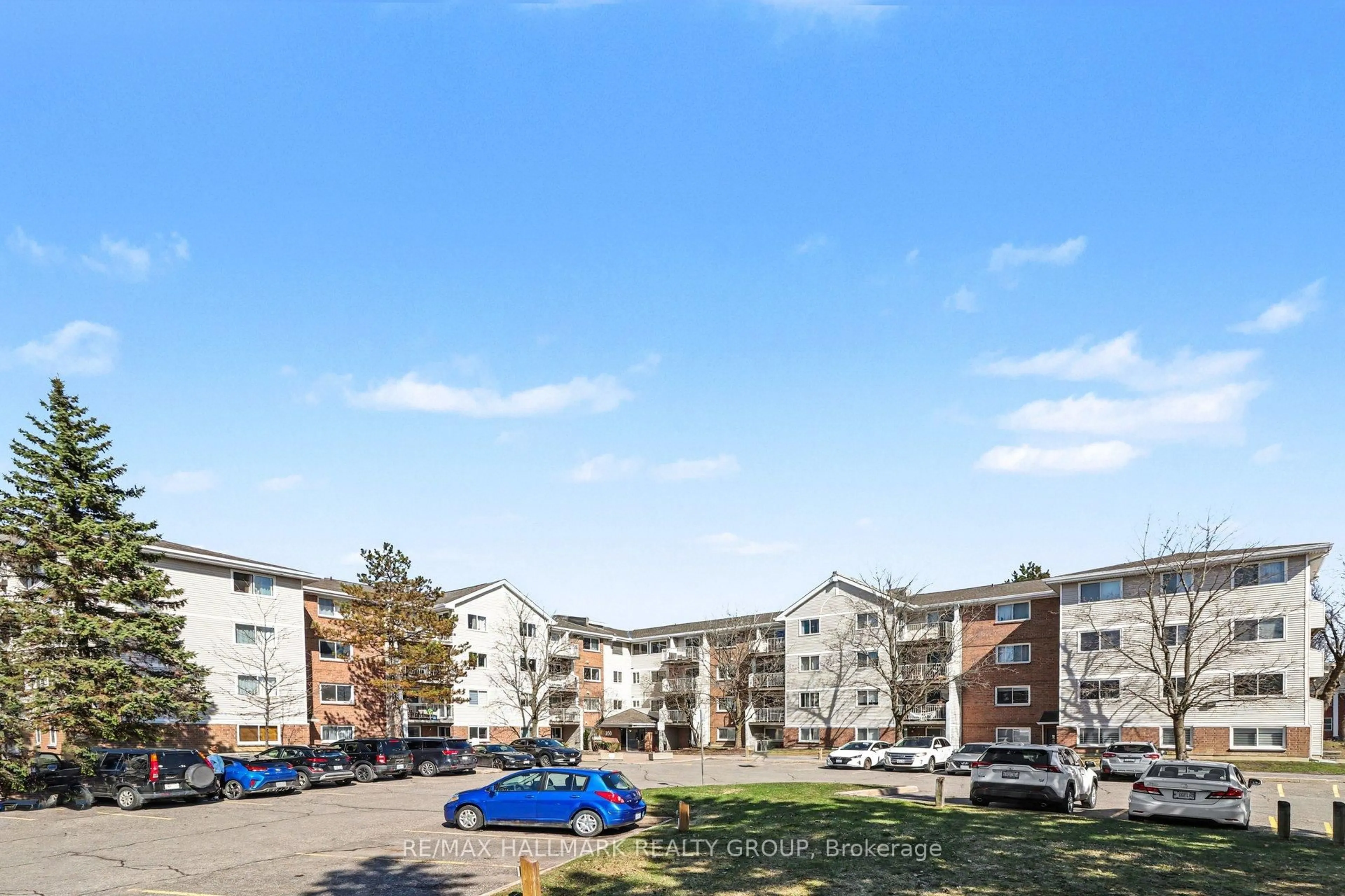 Unknown for 280 Brittany Dr #312, Ottawa Ontario K1K 4M4