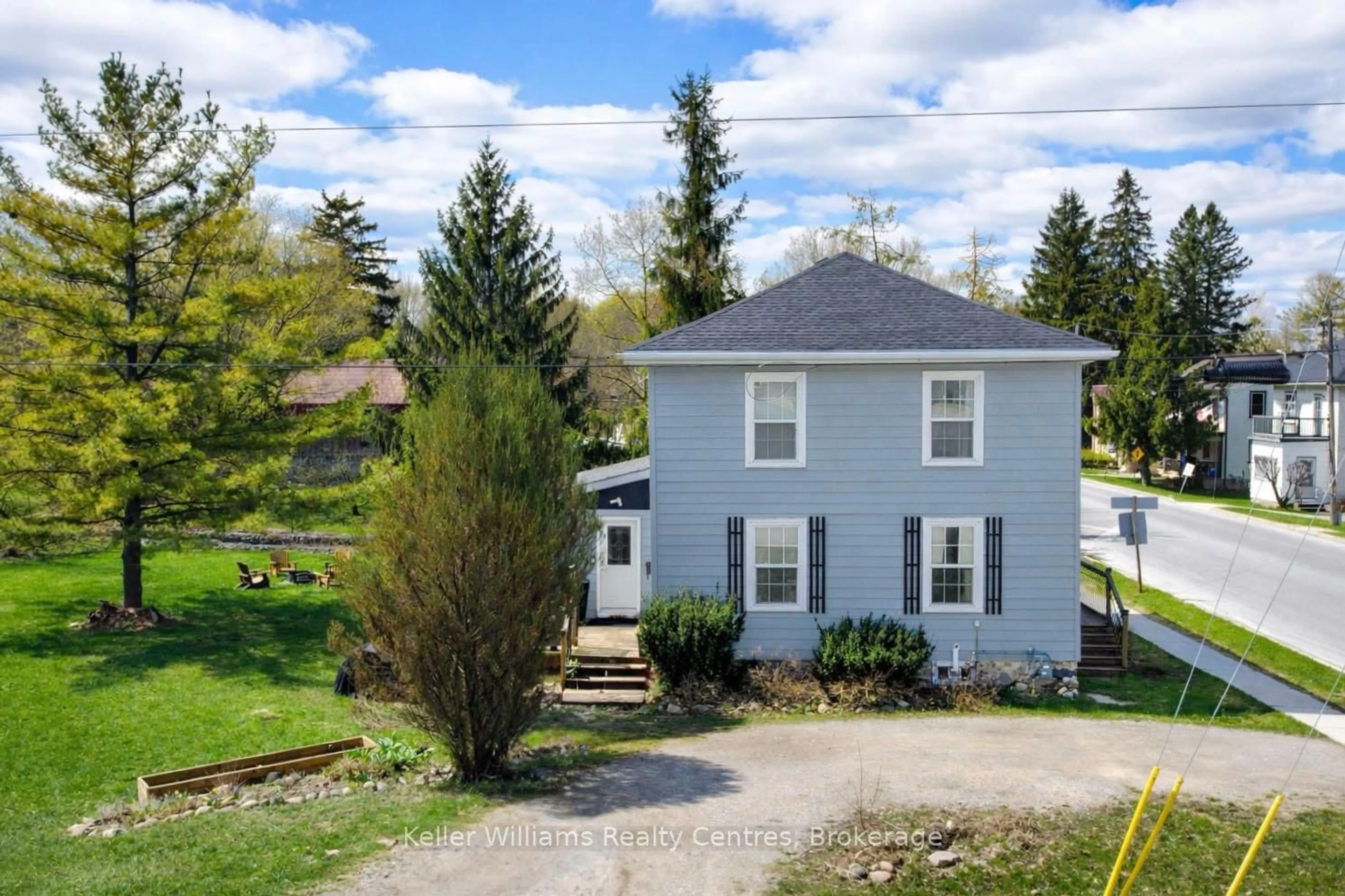 A pic from outside/outdoor area/front of a property/back of a property/a pic from drone, unknown for 714 Queen St, West Grey Ontario N0G 2M0