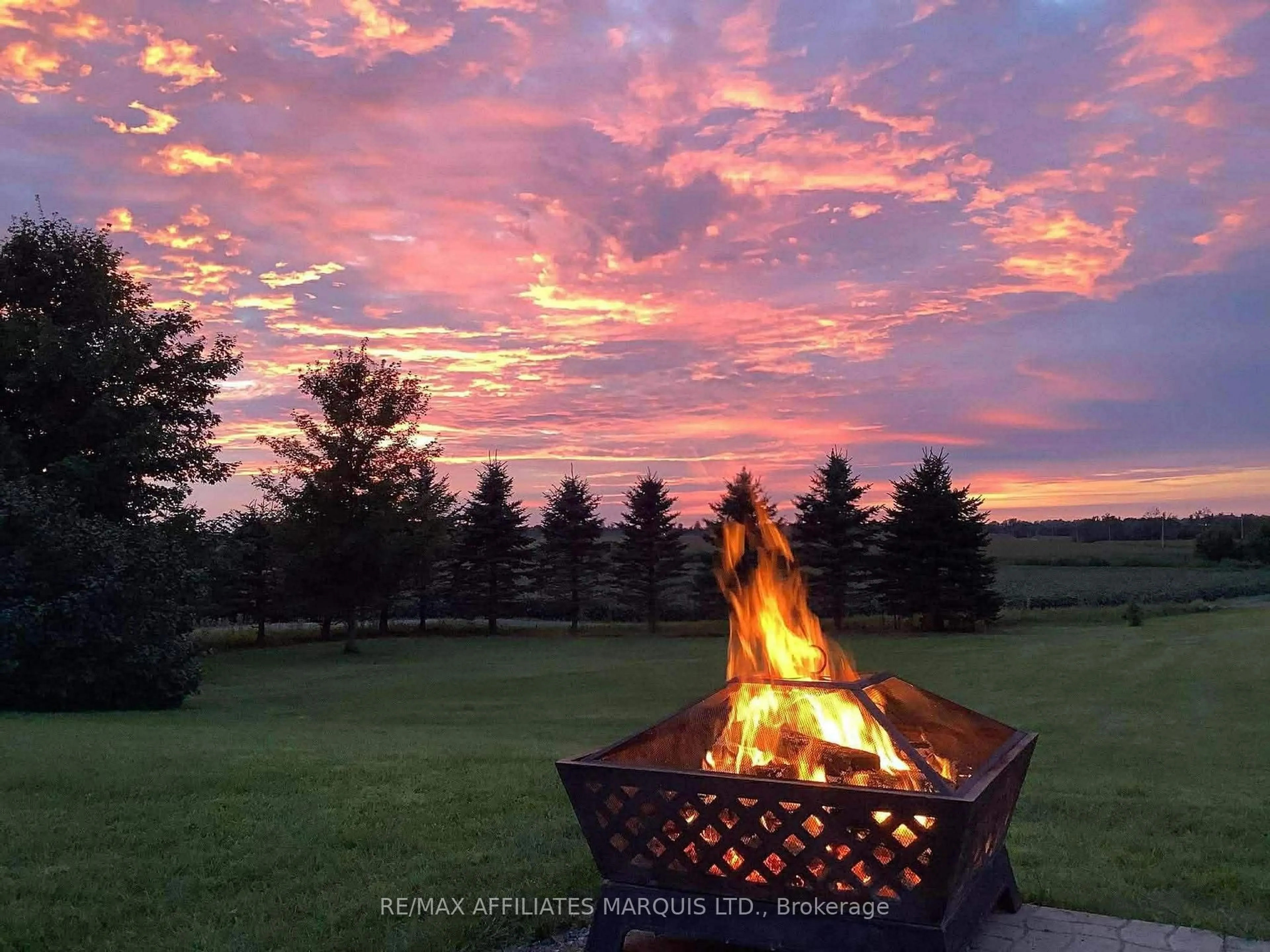 Patio, unknown for 18604 McGillivray Rd, South Glengarry Ontario K0C 1S0
