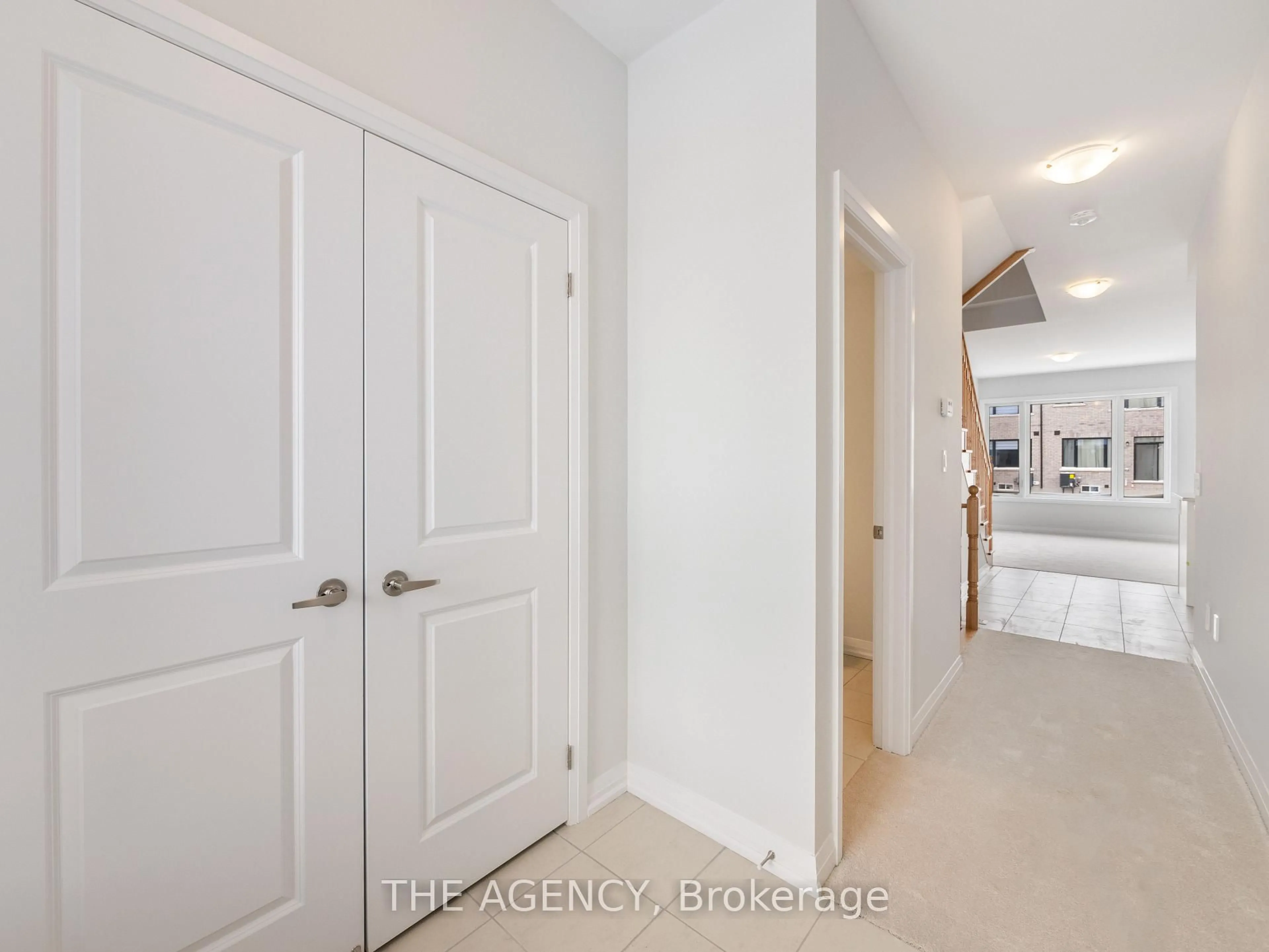 Indoor entryway for 22 Keenan St, Kawartha Lakes Ontario K9V 0R4