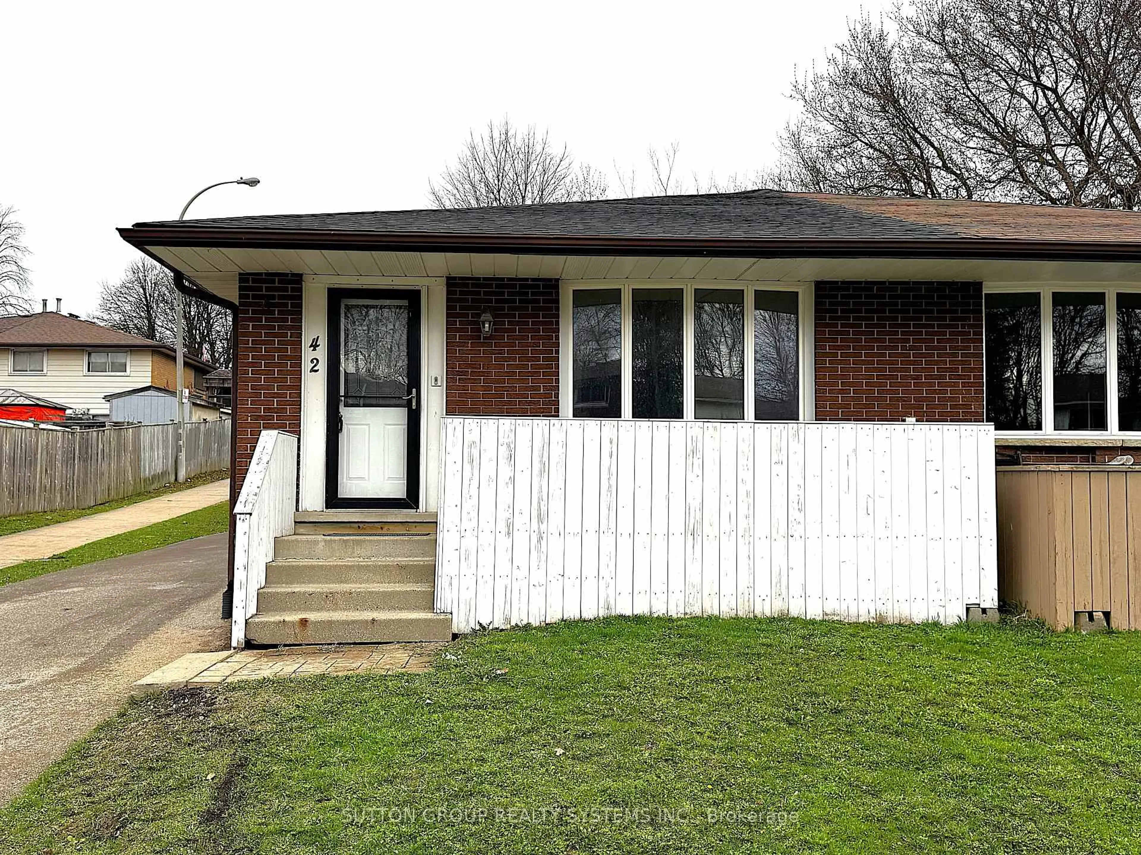 Unknown for 42 Ingleside Dr, Kitchener Ontario N2M 2G8