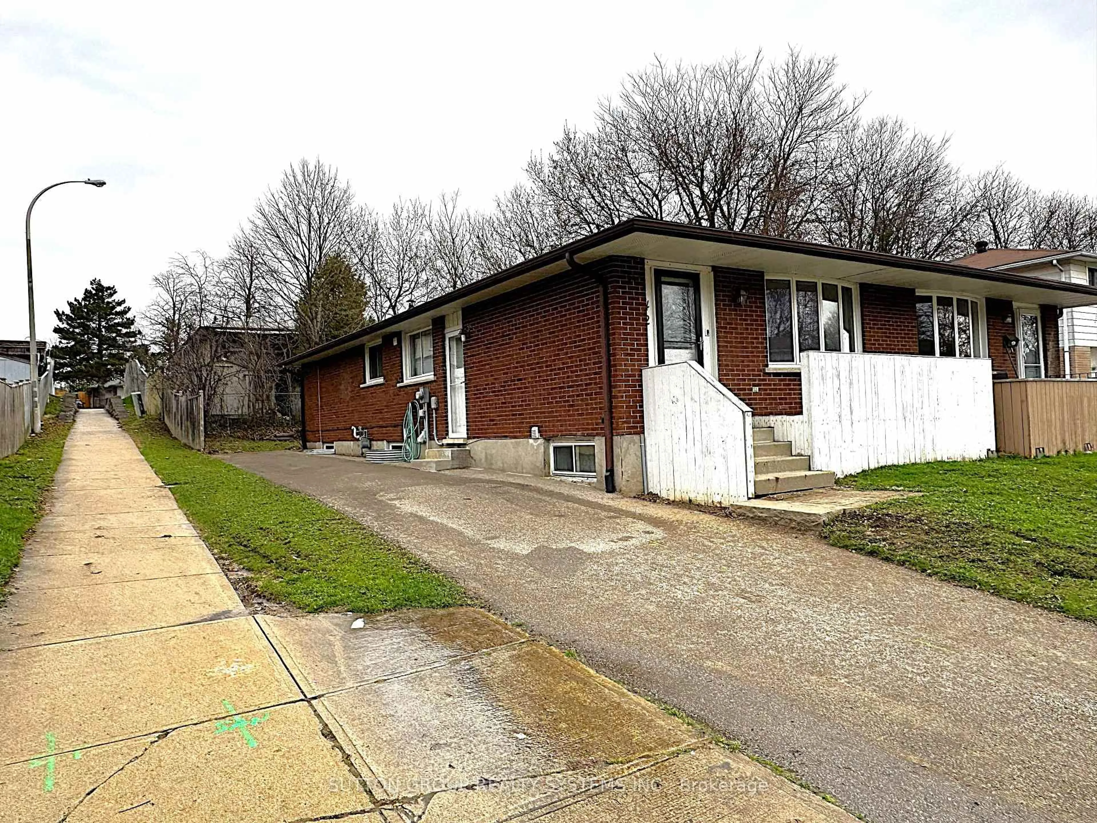 Unknown for 42 Ingleside Dr, Kitchener Ontario N2M 2G8