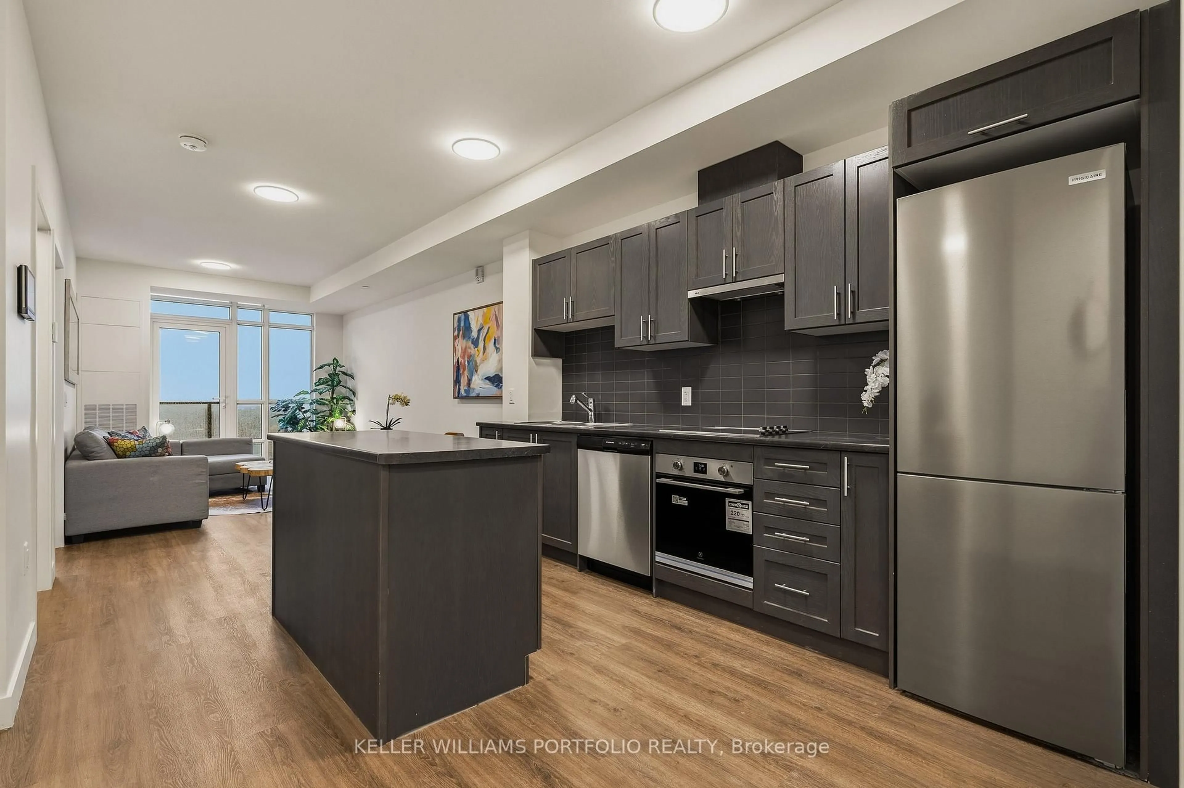 Open concept kitchen, unknown for 461 Green Rd #1019, Hamilton Ontario L8E 5B4