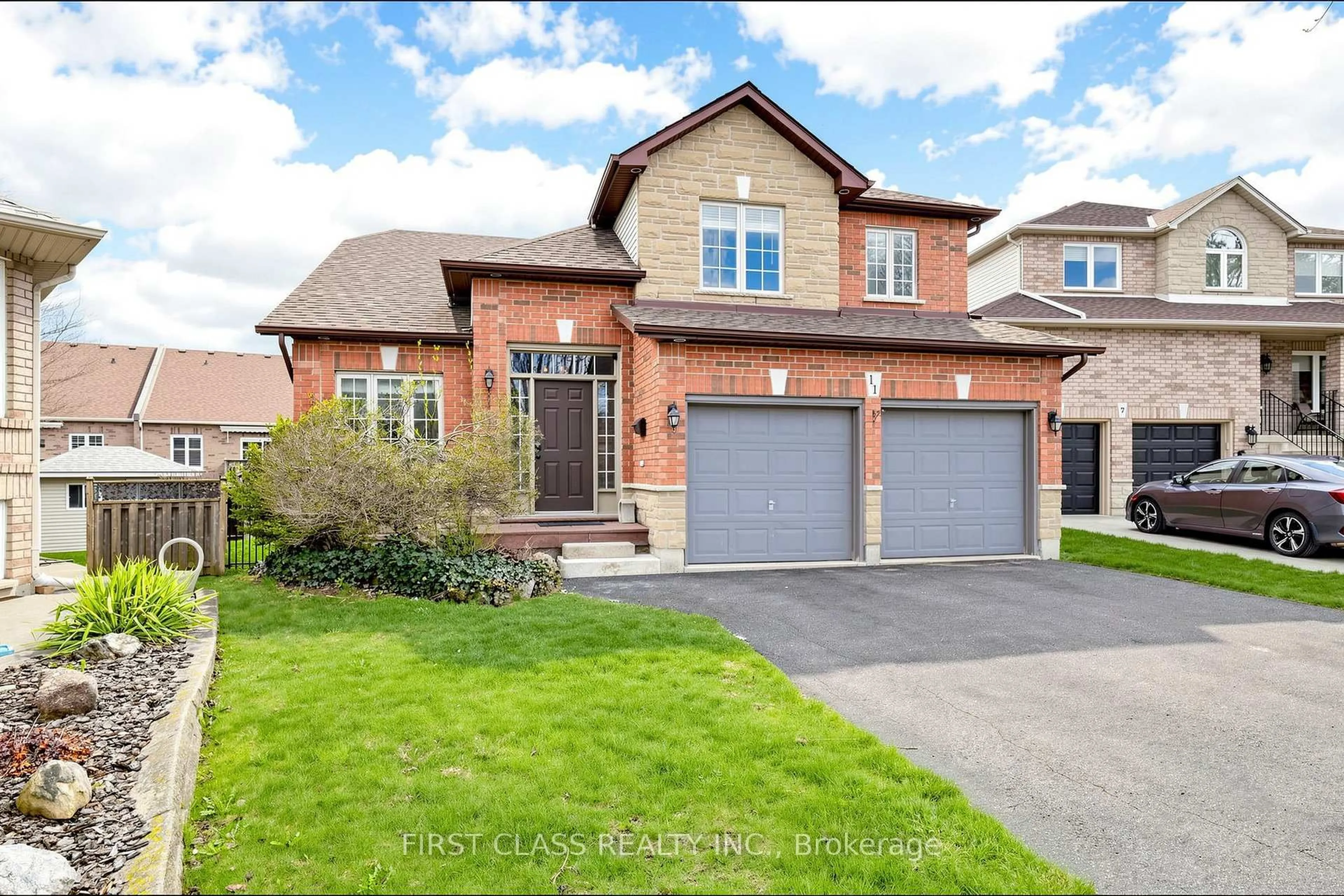 Home with brick exterior material, street for 11 Diamond Crt, Hamilton Ontario L9C 7V5
