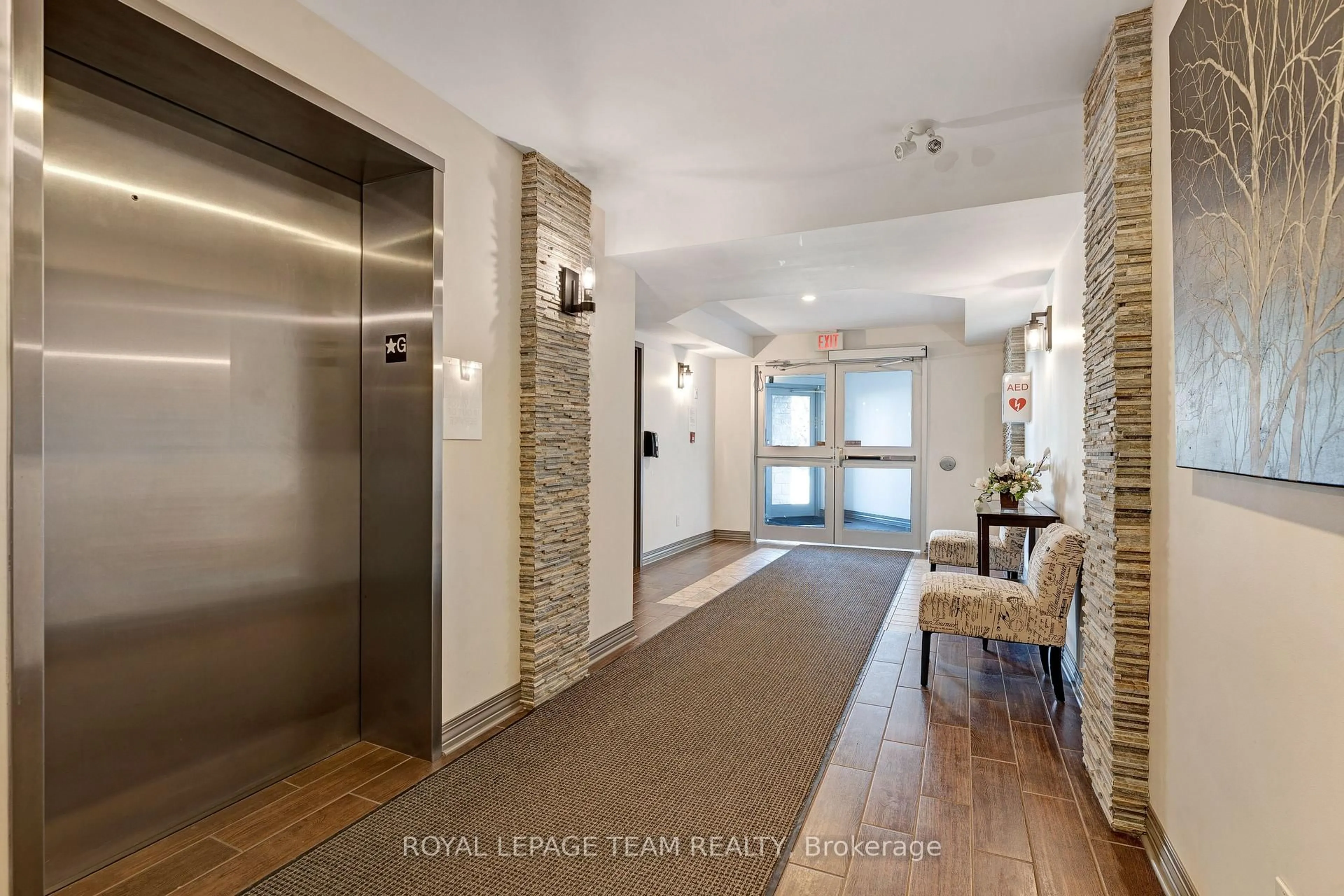 Unknown for 398 Van Buren St #209, North Grenville Ontario K0G 1J0