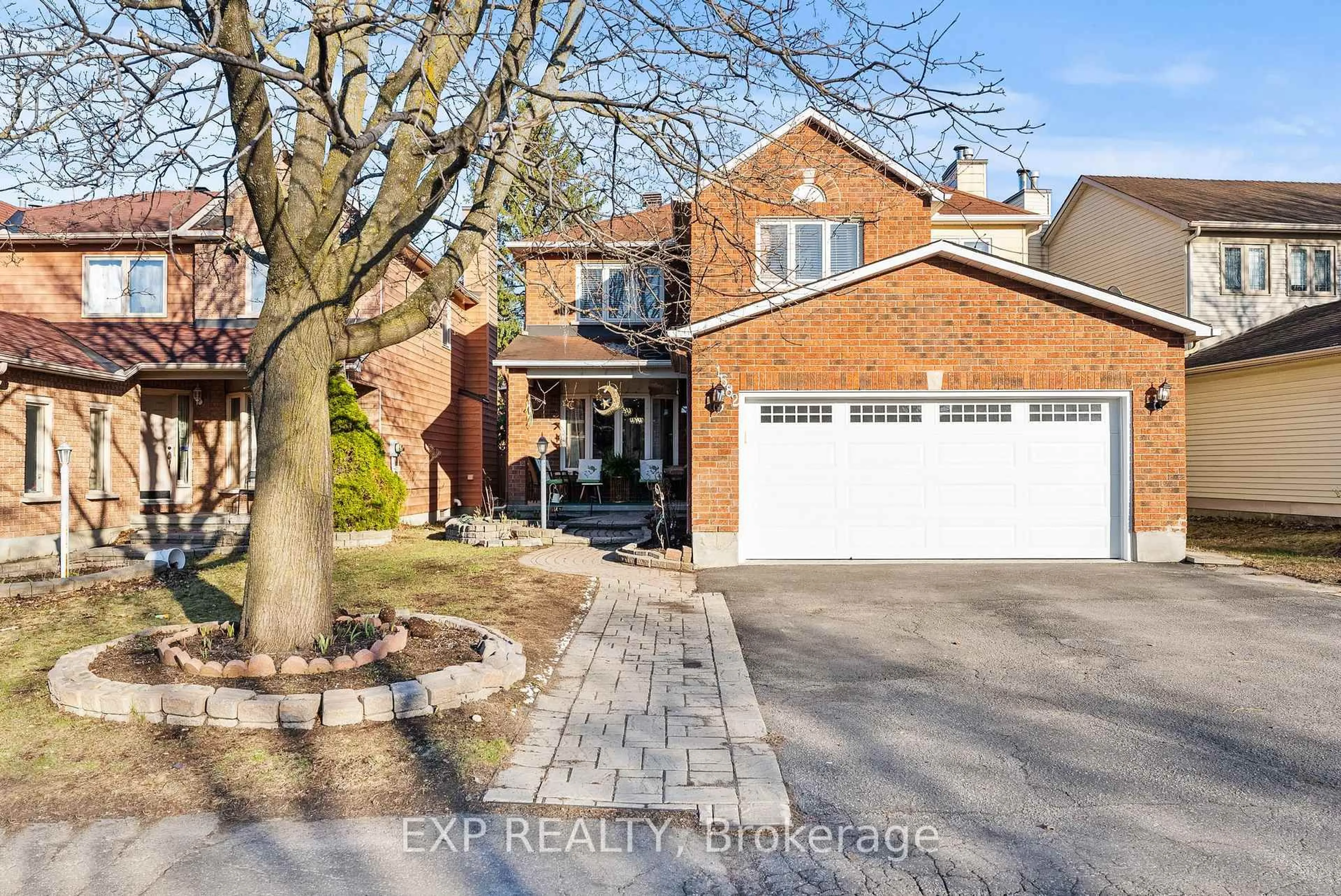Home with brick exterior material, street for 1582 Blohm Dr, Ottawa Ontario K1G 5K4