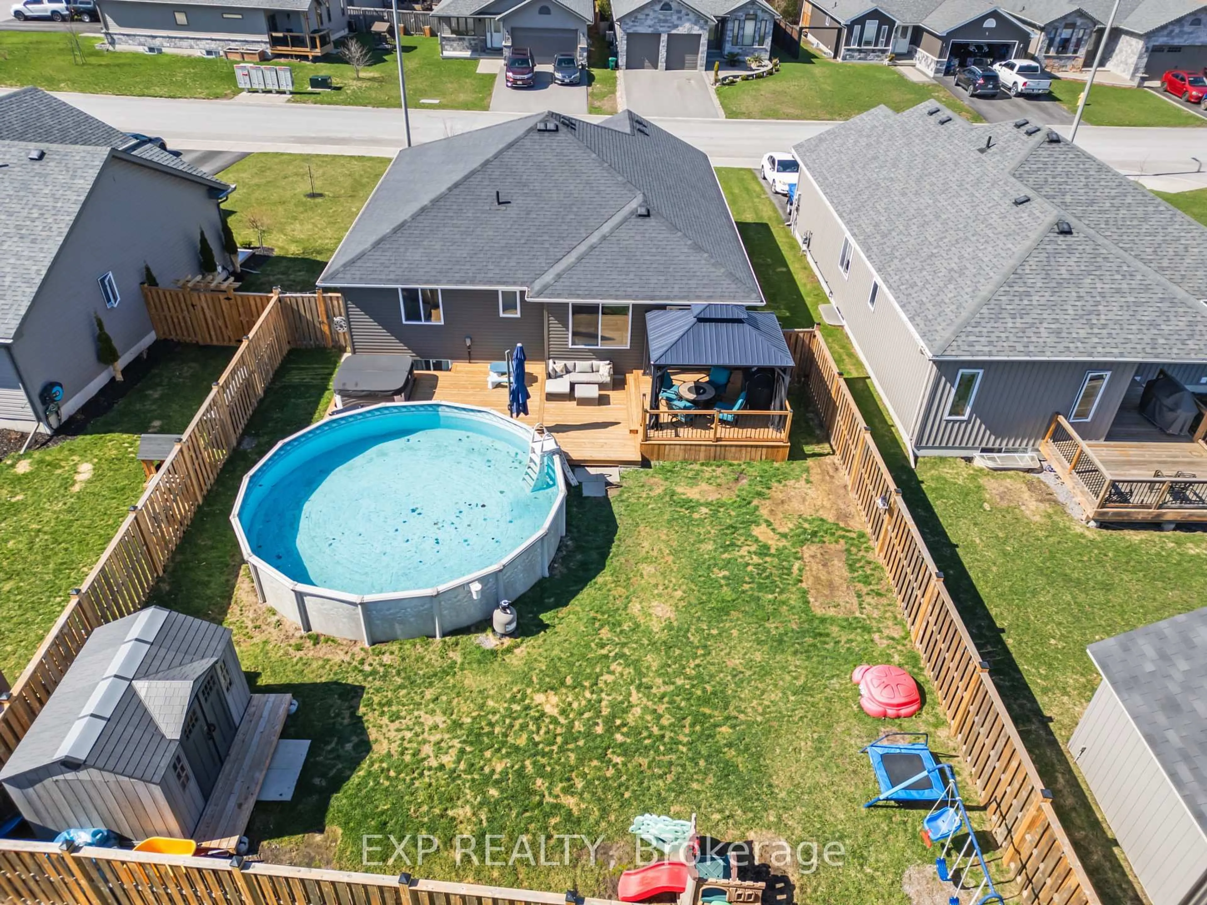 A pic from outside/outdoor area/front of a property/back of a property/a pic from drone, water/lake/river/ocean view for 47 Birchmount St, Quinte West Ontario K8V 0C6