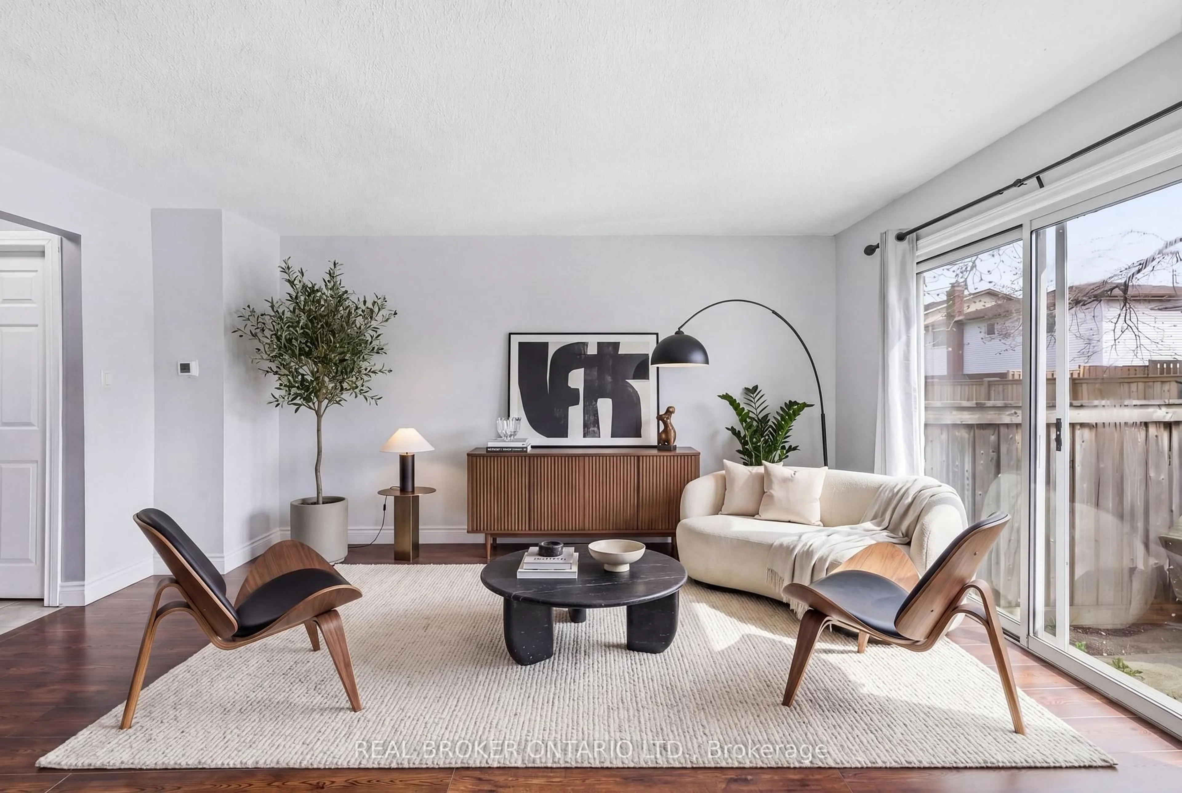 Living room with furniture, unknown for 262 Kenora Ave #29, Hamilton Ontario L8E 3Y3