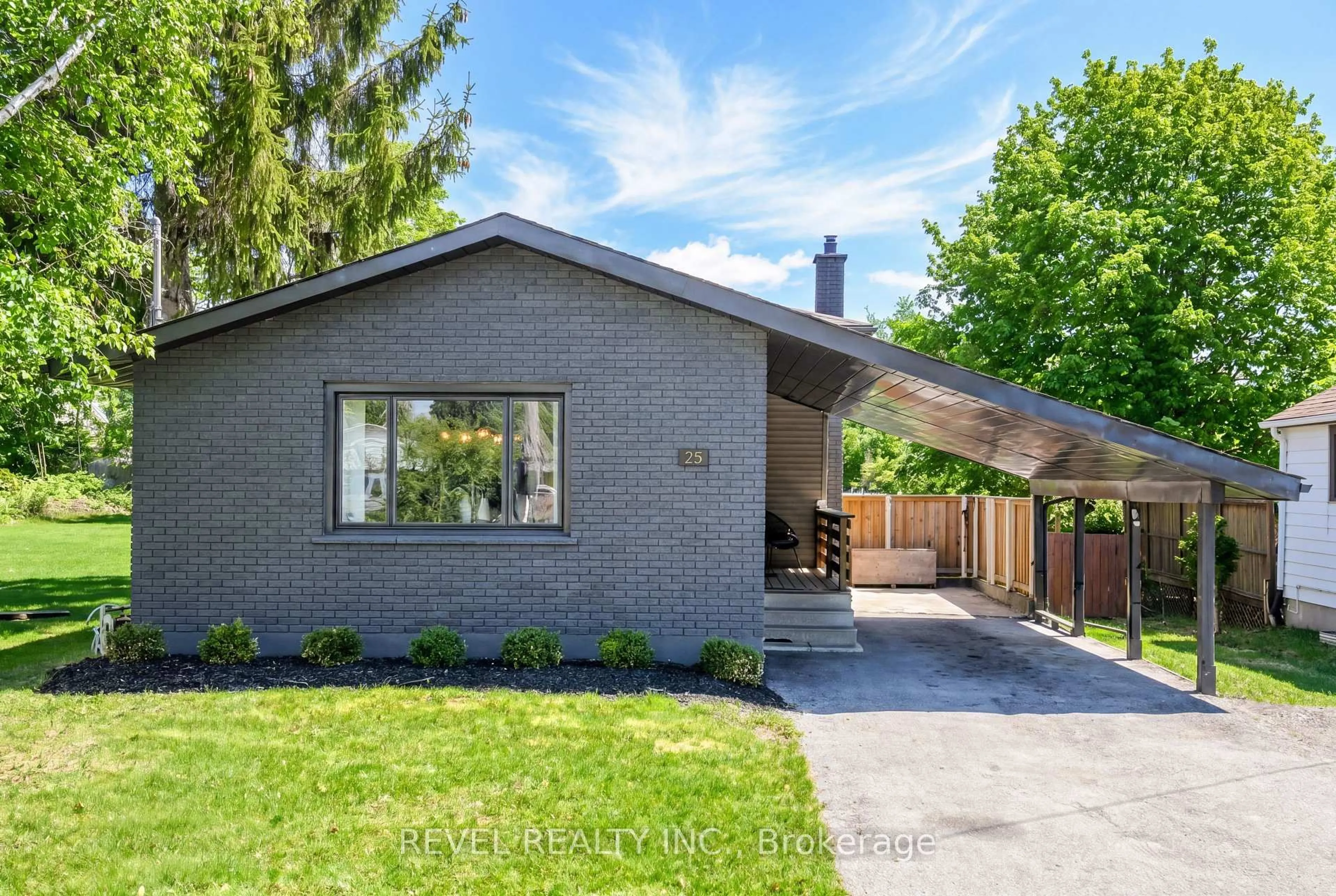 Home with brick exterior material, street for 25 Riverview Rd, Kawartha Lakes Ontario K9V 1B2