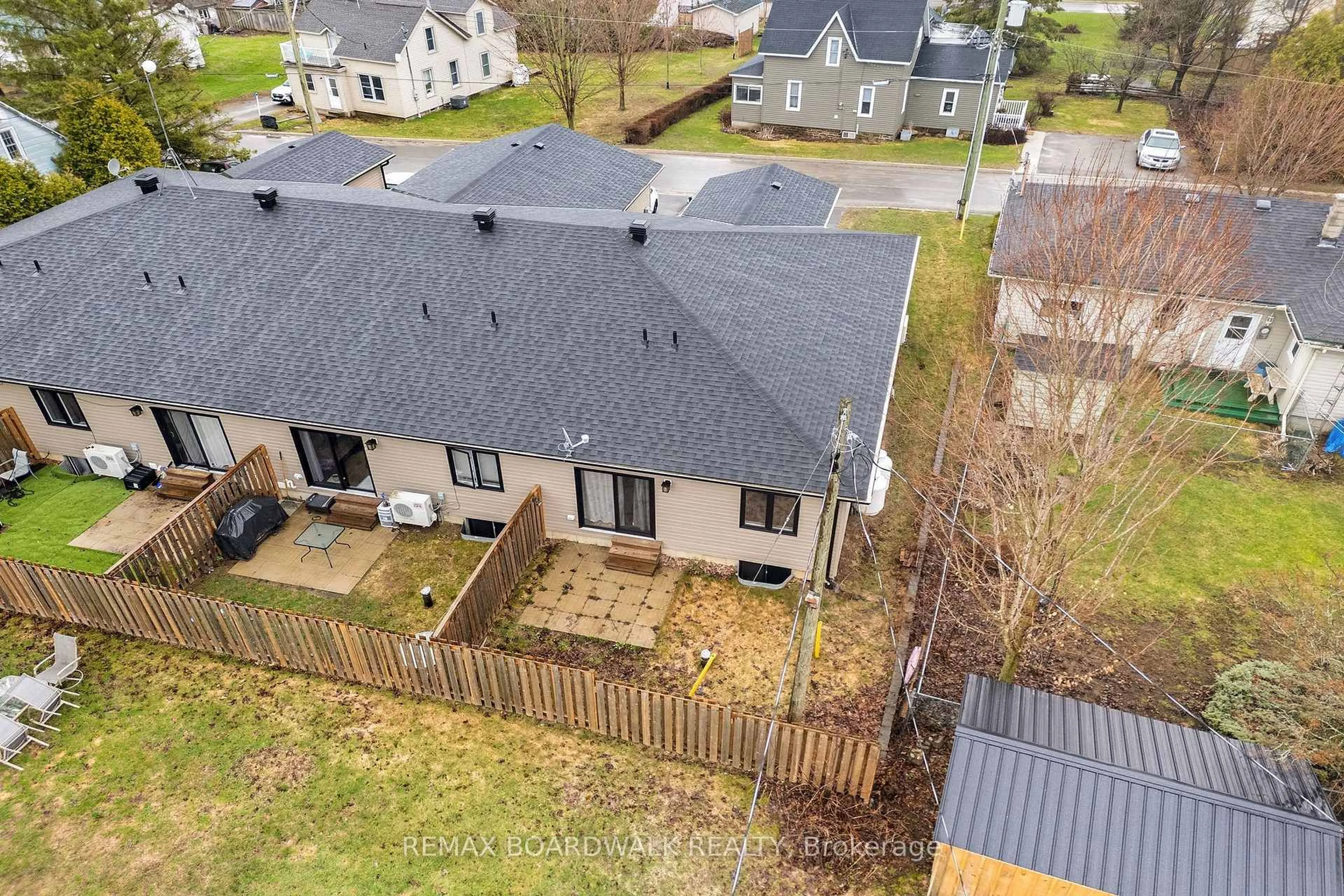 A pic from outside/outdoor area/front of a property/back of a property/a pic from drone, unknown for 32 David St #B, Edwardsburgh/Cardinal Ontario K0E 1X0