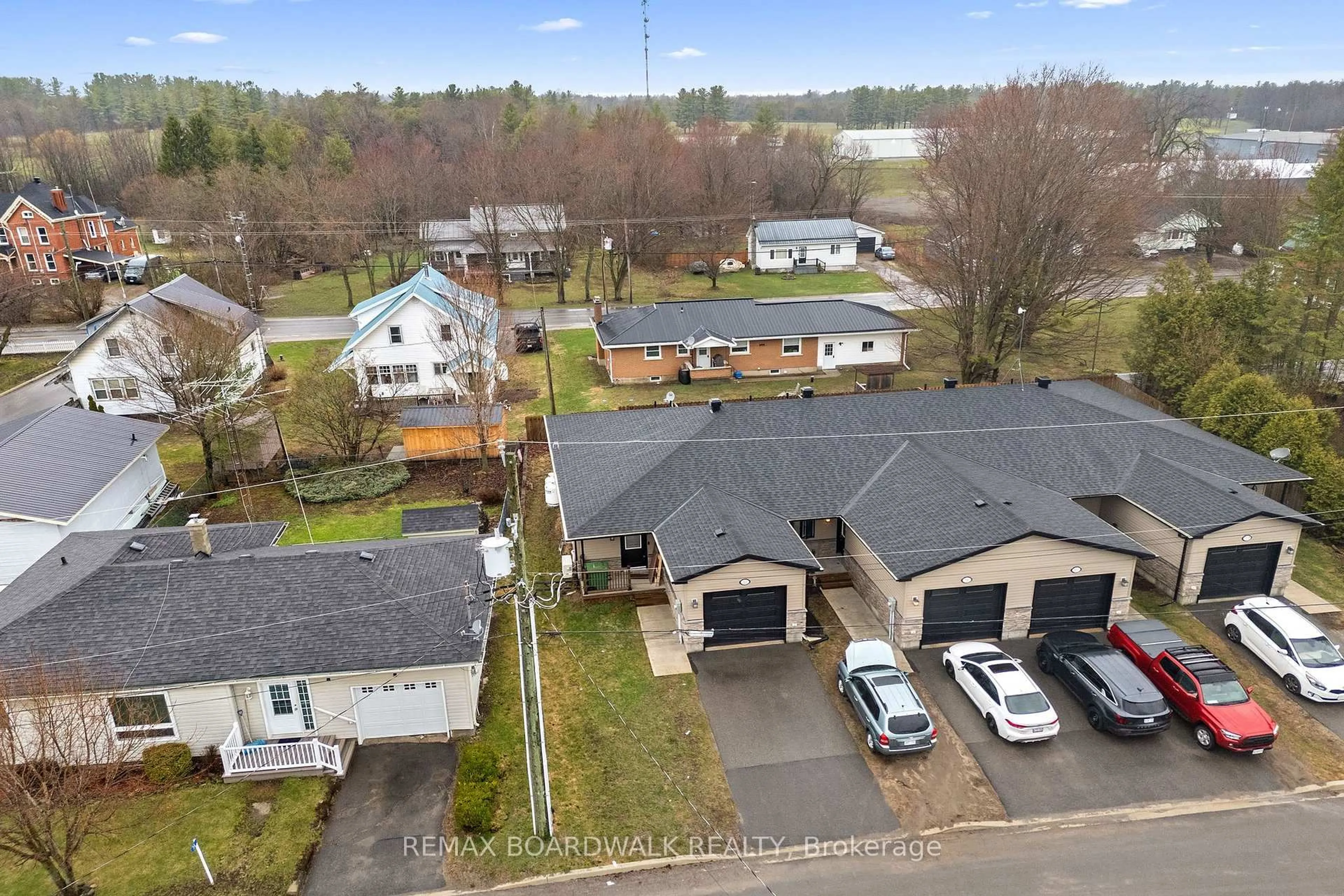 A pic from outside/outdoor area/front of a property/back of a property/a pic from drone, street for 32 David St #B, Edwardsburgh/Cardinal Ontario K0E 1X0