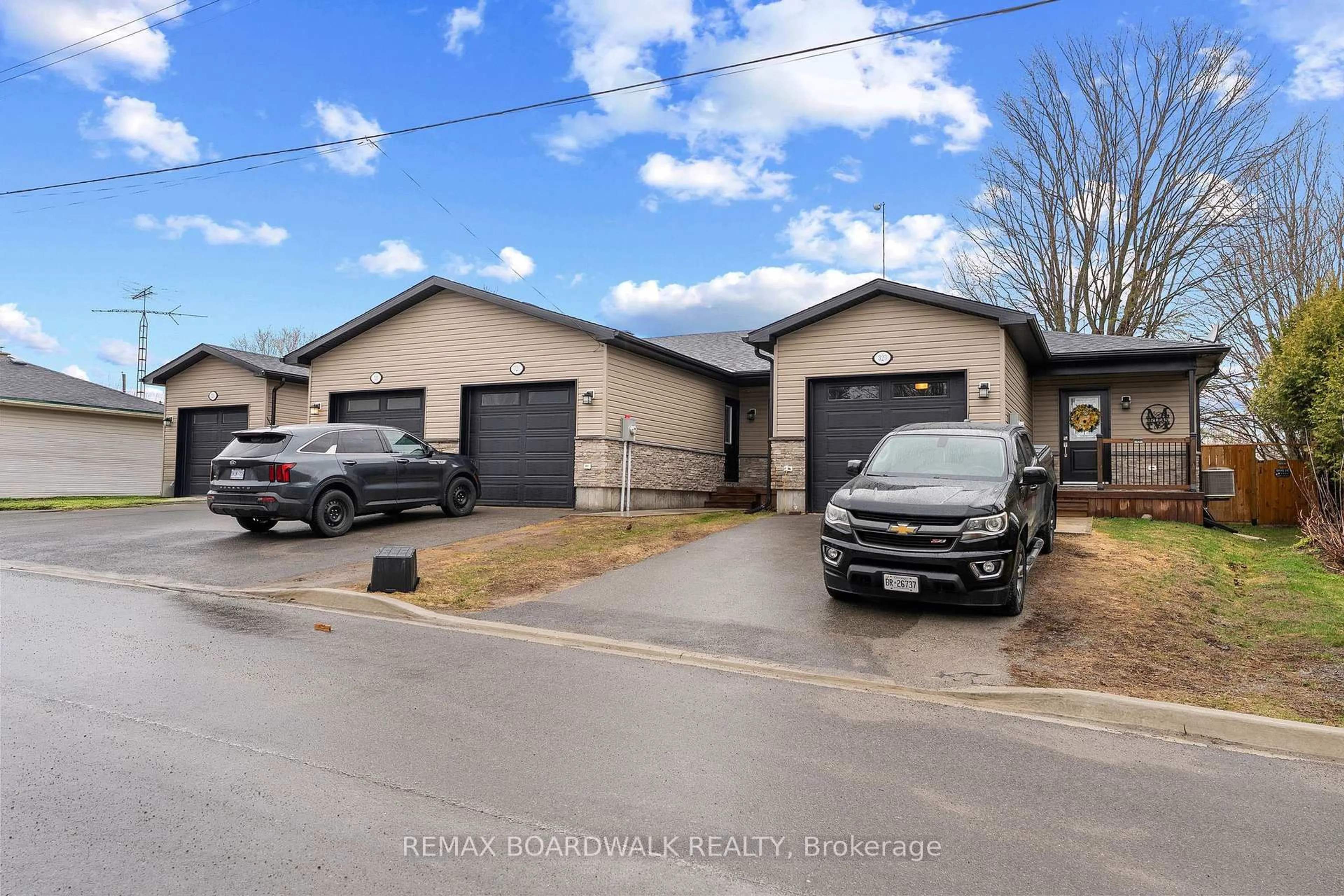 A pic from outside/outdoor area/front of a property/back of a property/a pic from drone, street for 32 David St #D, Edwardsburgh/Cardinal Ontario K0E 1X0