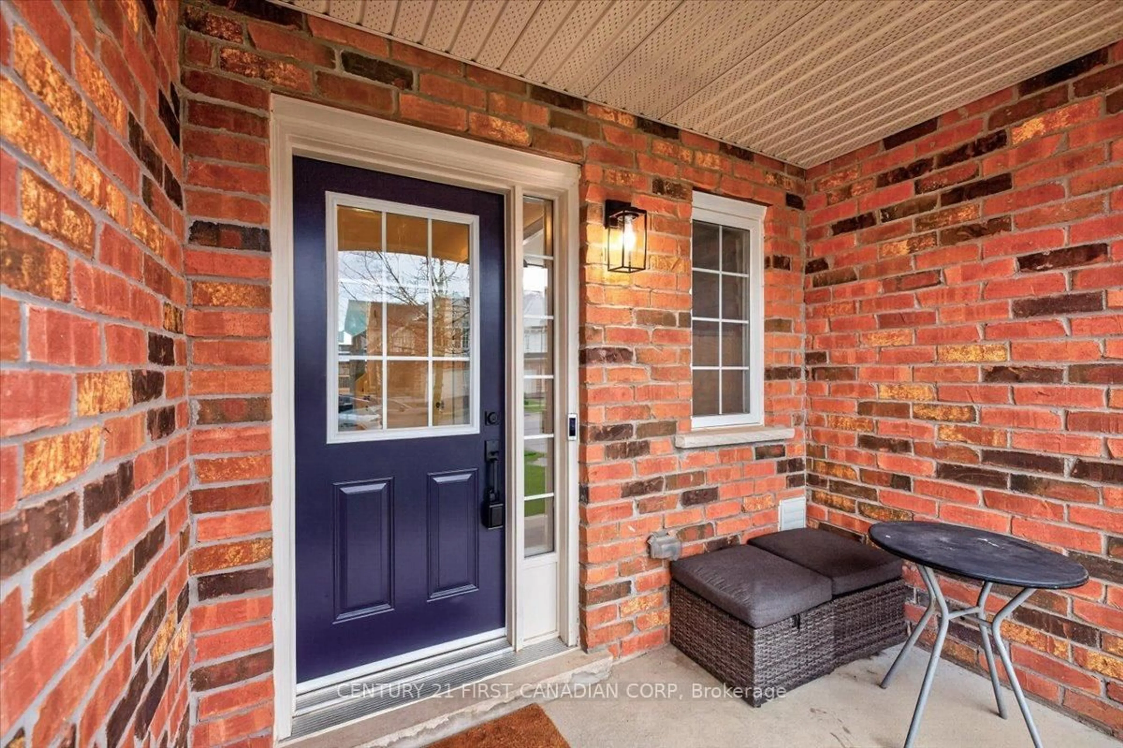 Indoor entryway for 932 Silverfox Cres, London North Ontario N6G 5B6