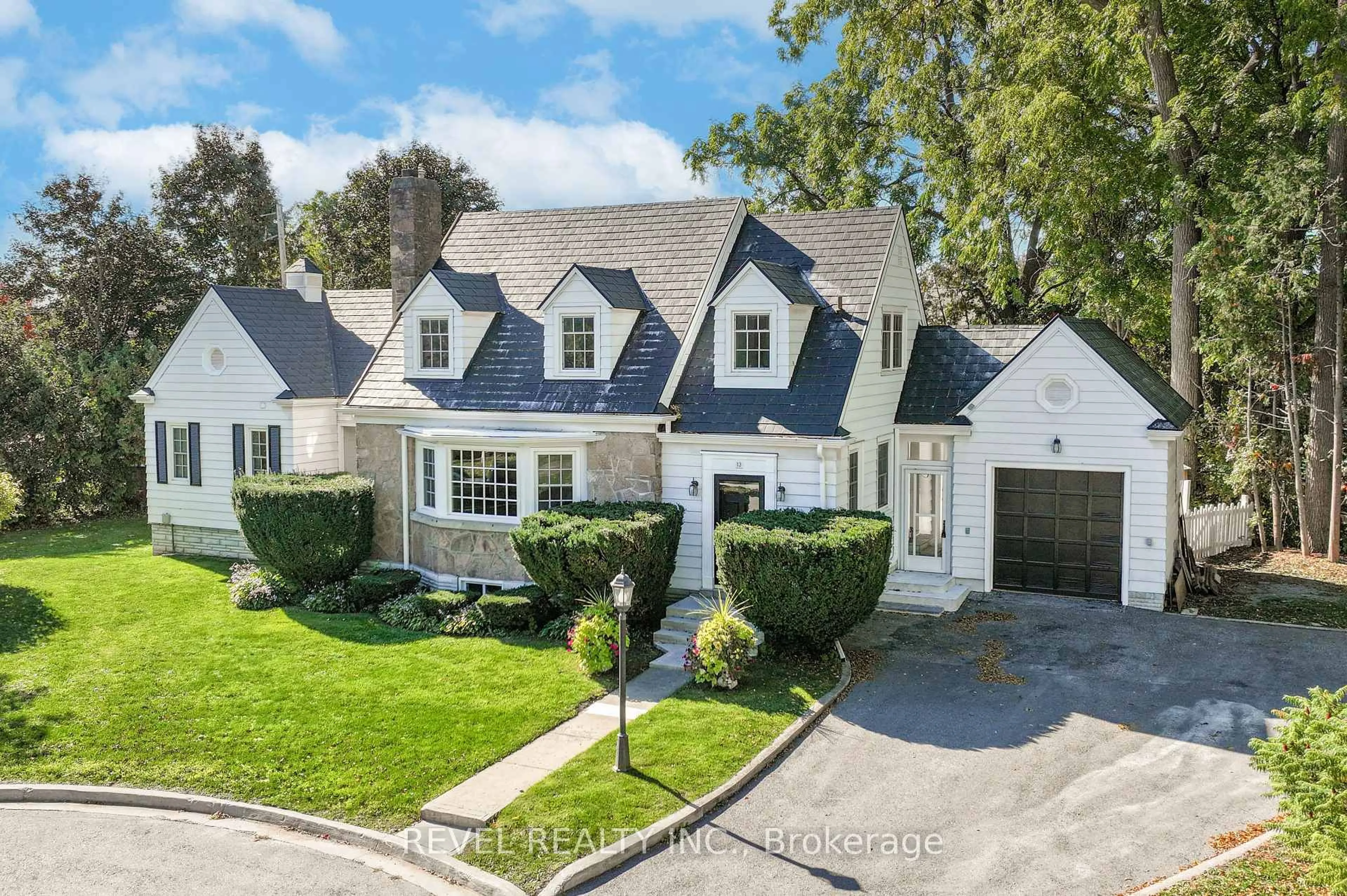 A pic from outside/outdoor area/front of a property/back of a property/a pic from drone, street for 13 Sylvan Cres, Kawartha Lakes Ontario K9V 2W4