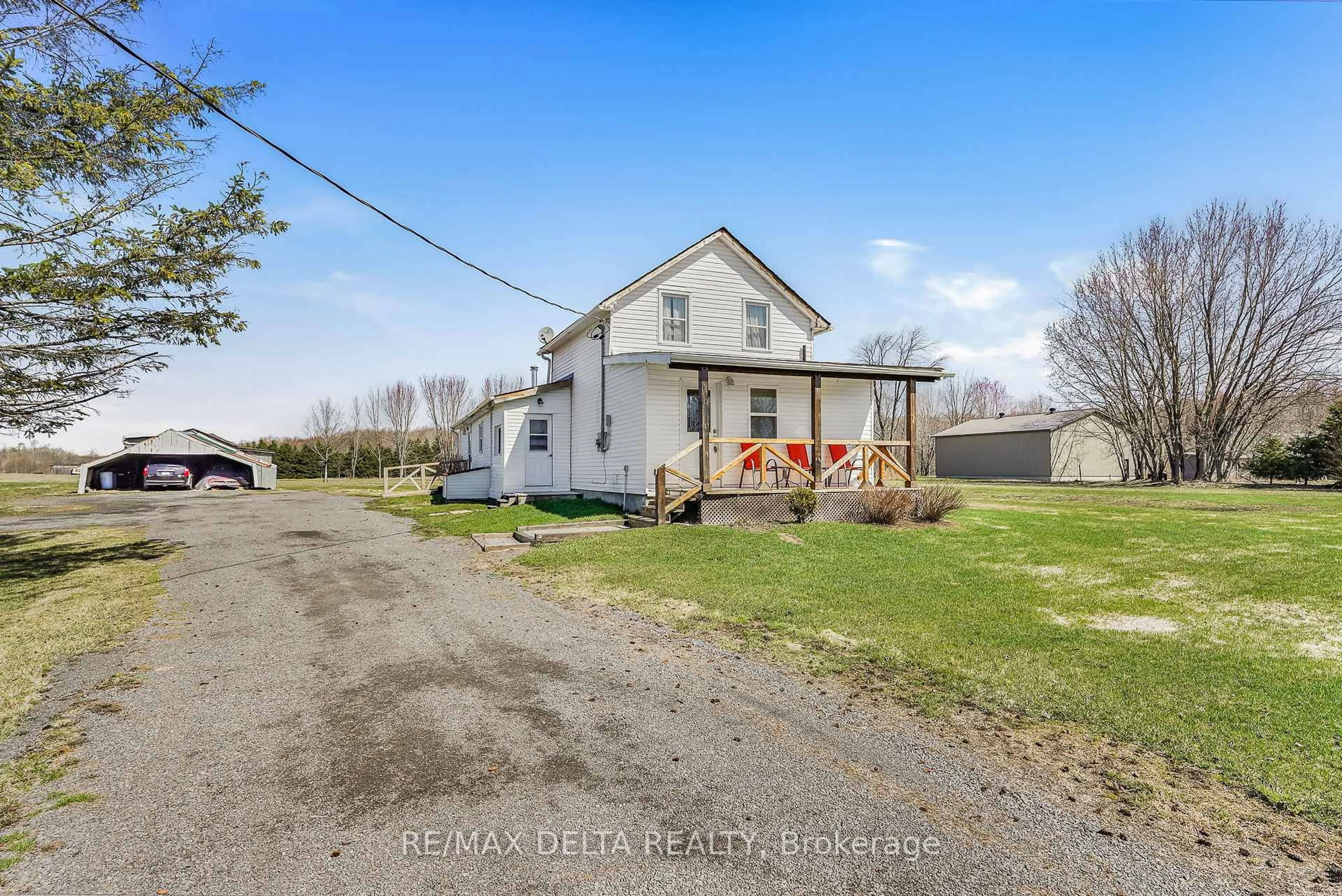 A pic from outside/outdoor area/front of a property/back of a property/a pic from drone, street for 3697 Etienne Rd, Sarsfield Ontario K0A 3E0
