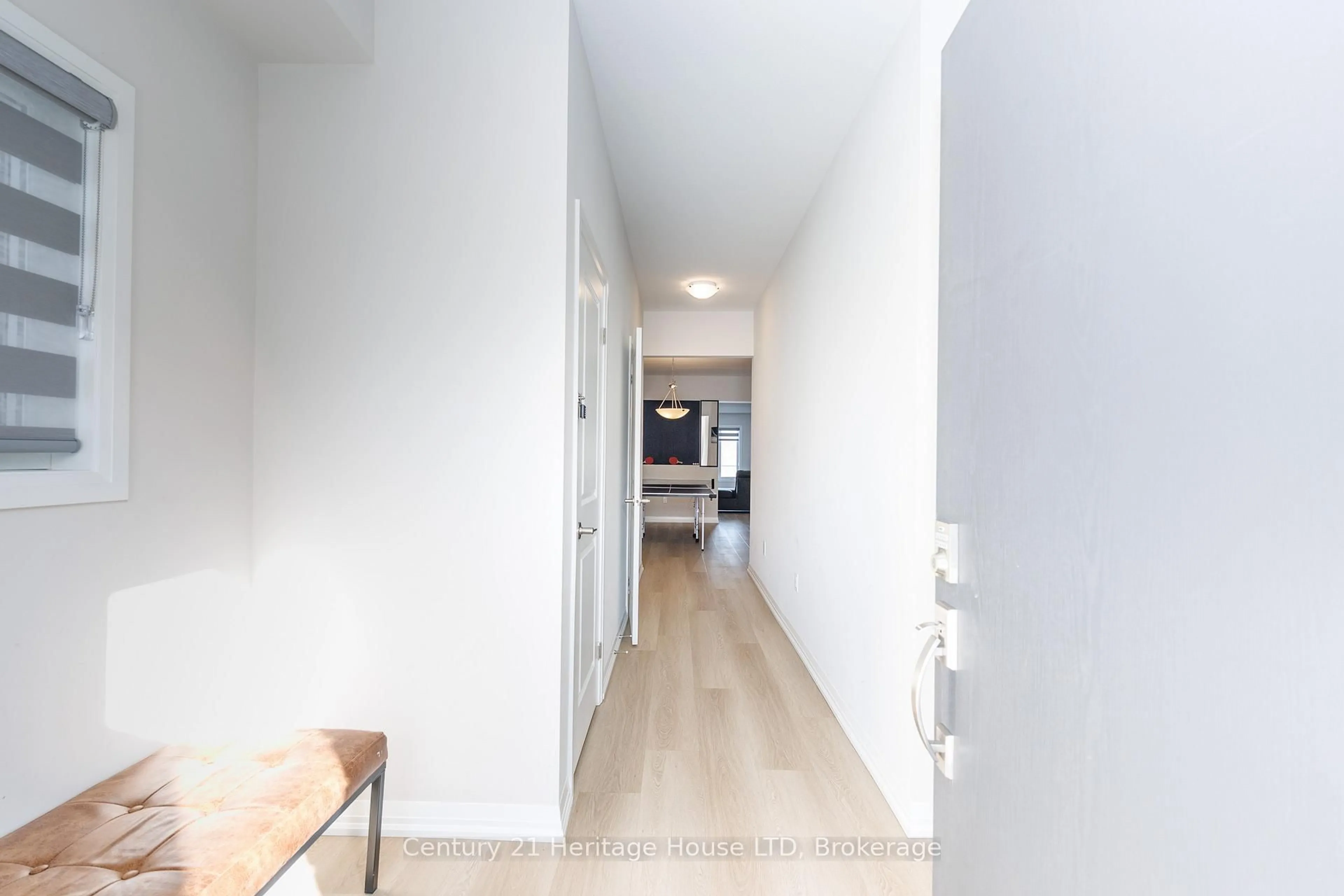 Indoor entryway for 5 Wilson Dr, Thorold Ontario L2V 0M3