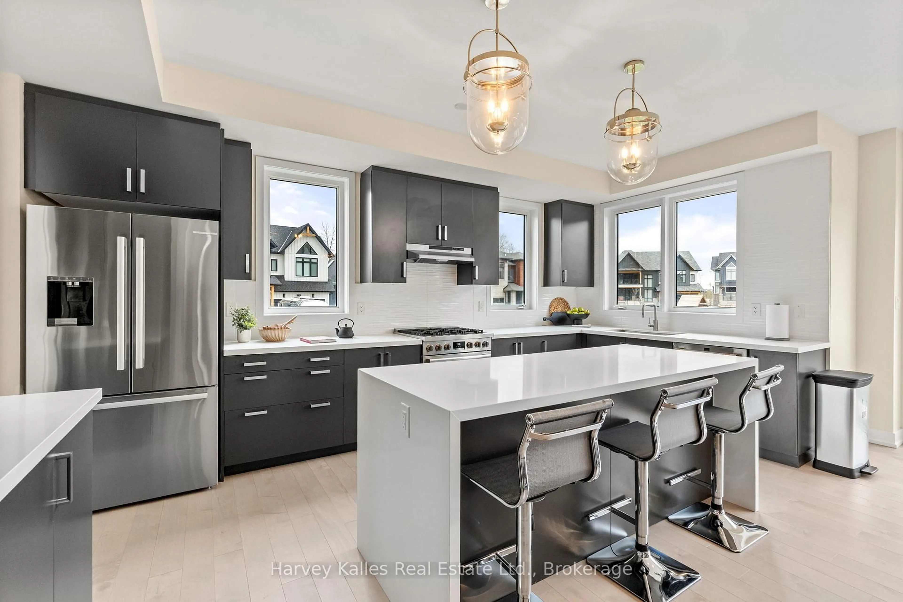 Contemporary kitchen, ceramic/tile floor for 157 Springside Cres, Blue Mountains Ontario L9Y 5L3