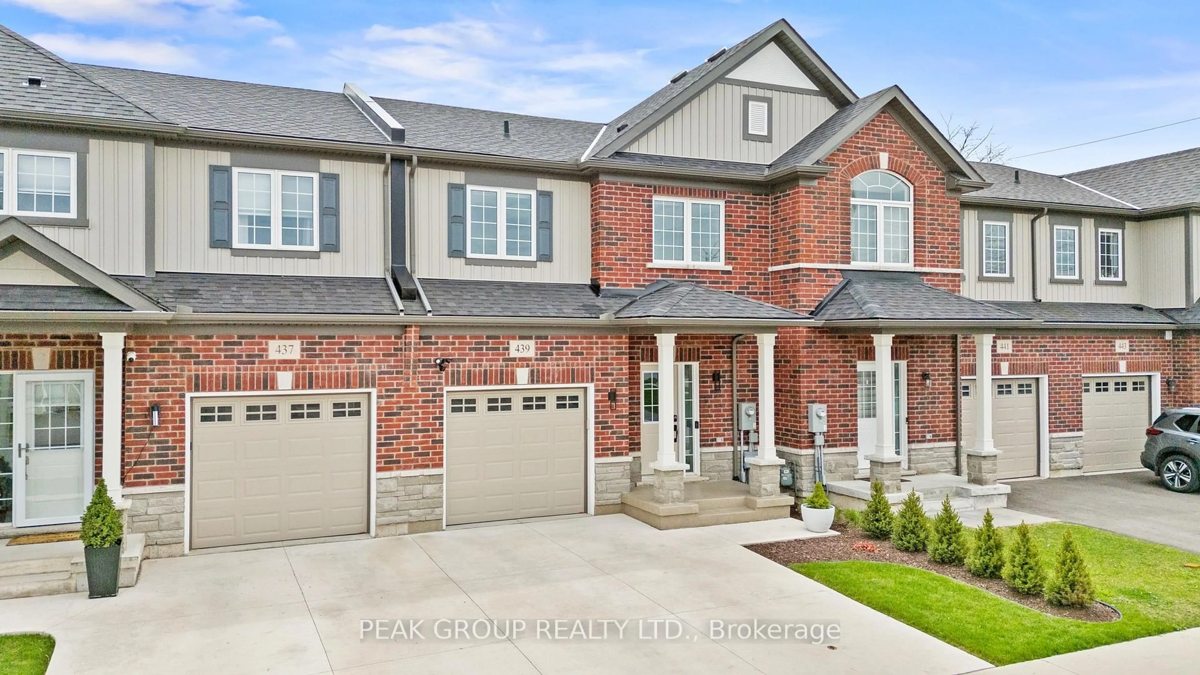 Home with brick exterior material, street for 439 Williams Cres, Fort Erie Ontario L2A 4P6