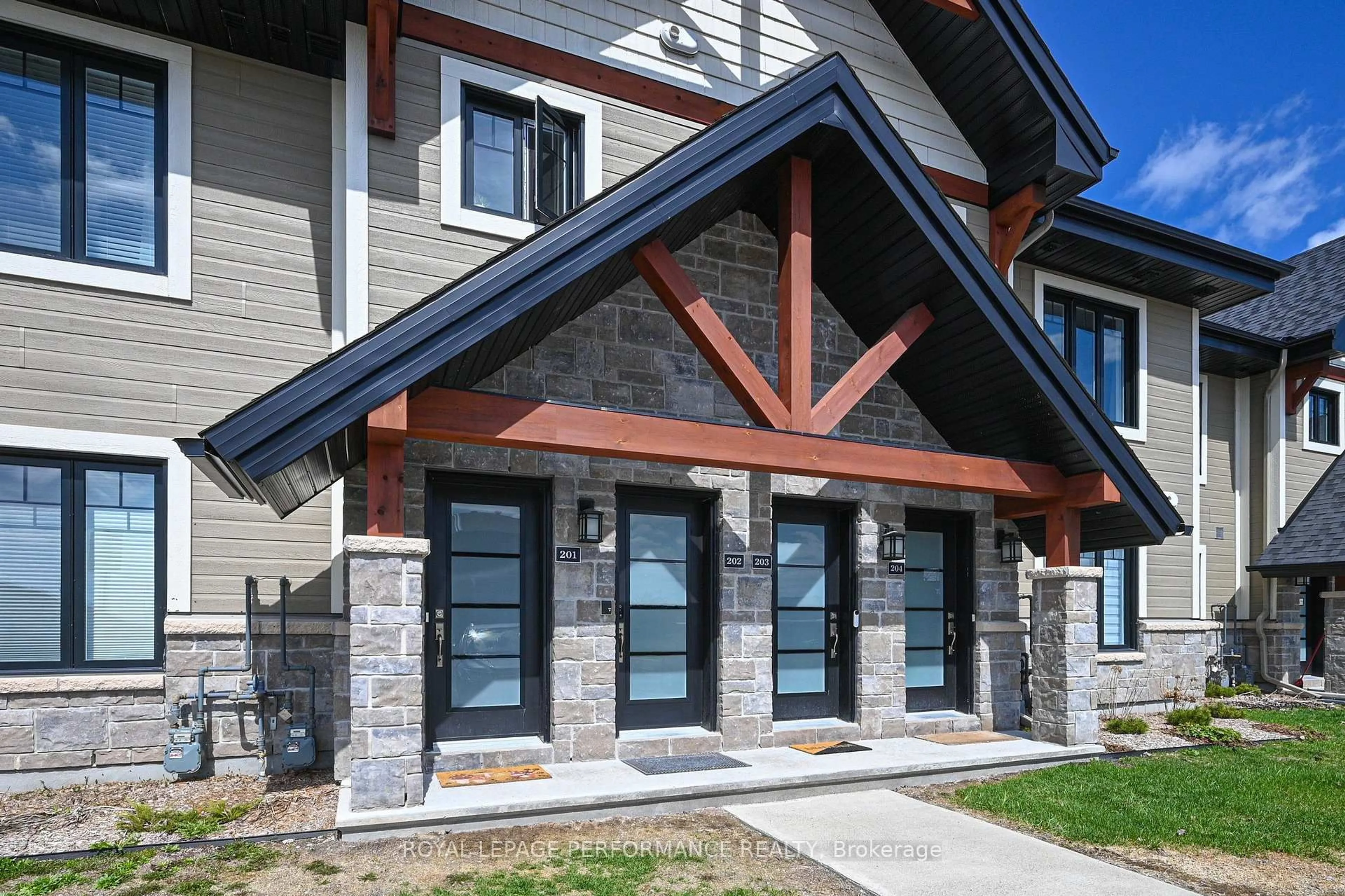 Unknown for 83 St Moritz Tr #202, Russell Ontario K0A 1W0