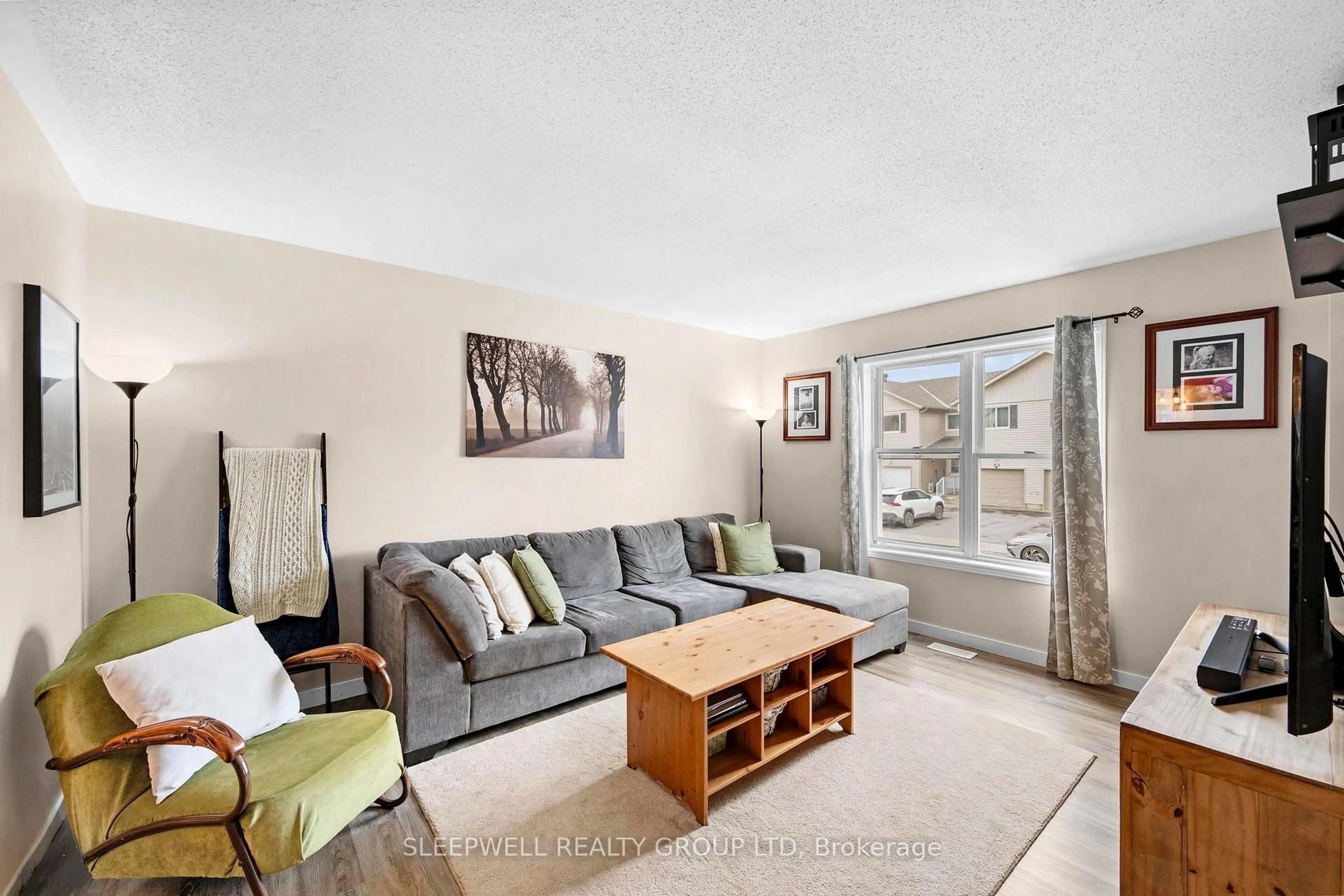 Living room with furniture, unknown for 11 Johnston St, Carleton Place Ontario K7C 4R7