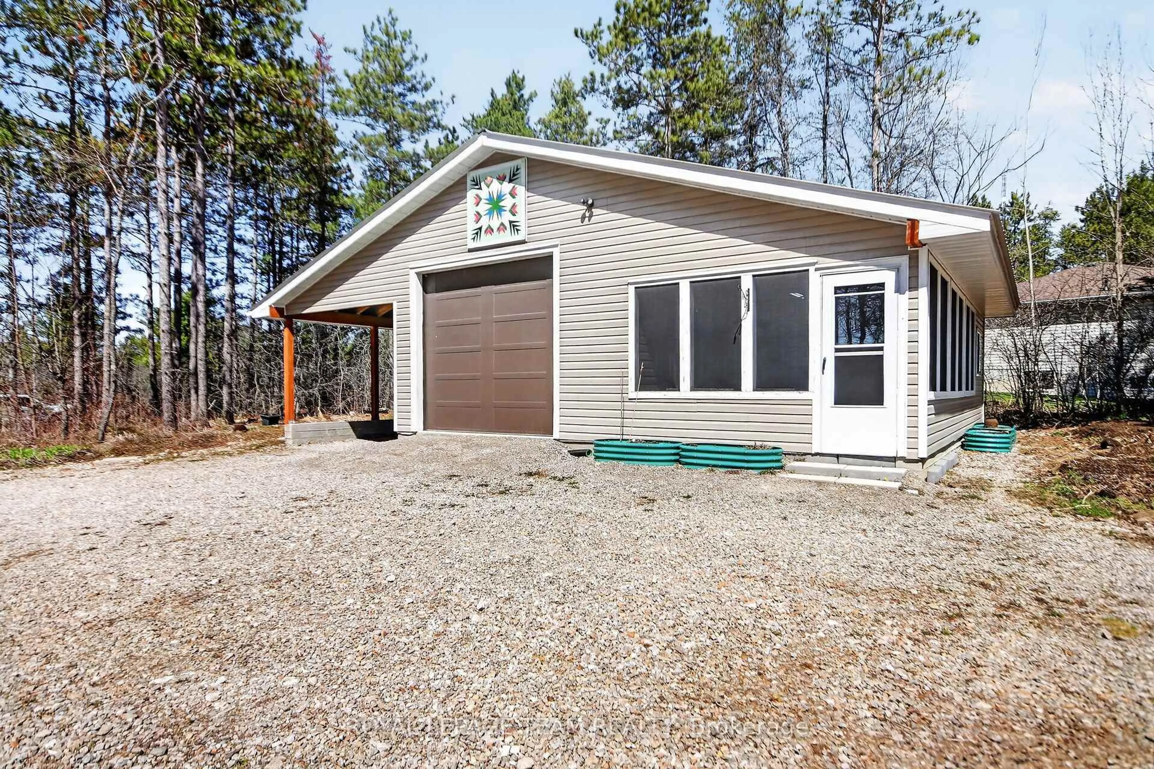 Home with vinyl exterior material, street for 130 Station Rd, Smiths Falls Ontario K7A 4S4