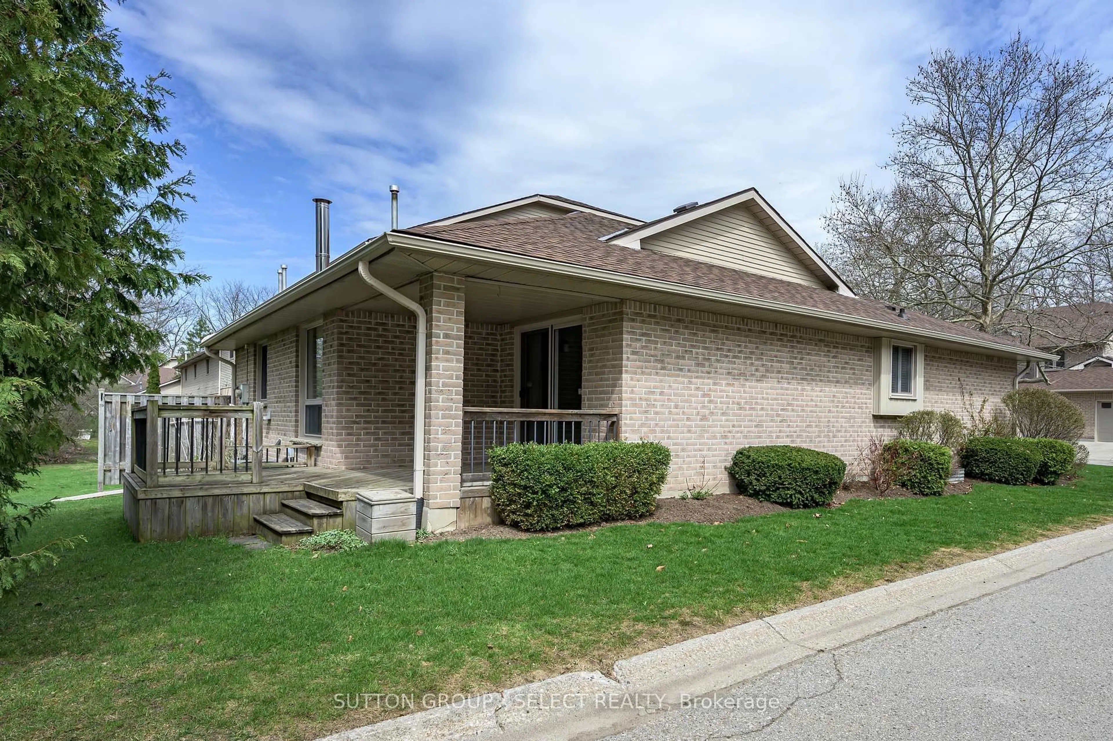 Home with brick exterior material, street for 70 Glenroy Rd #19, London South Ontario N5Z 4W9