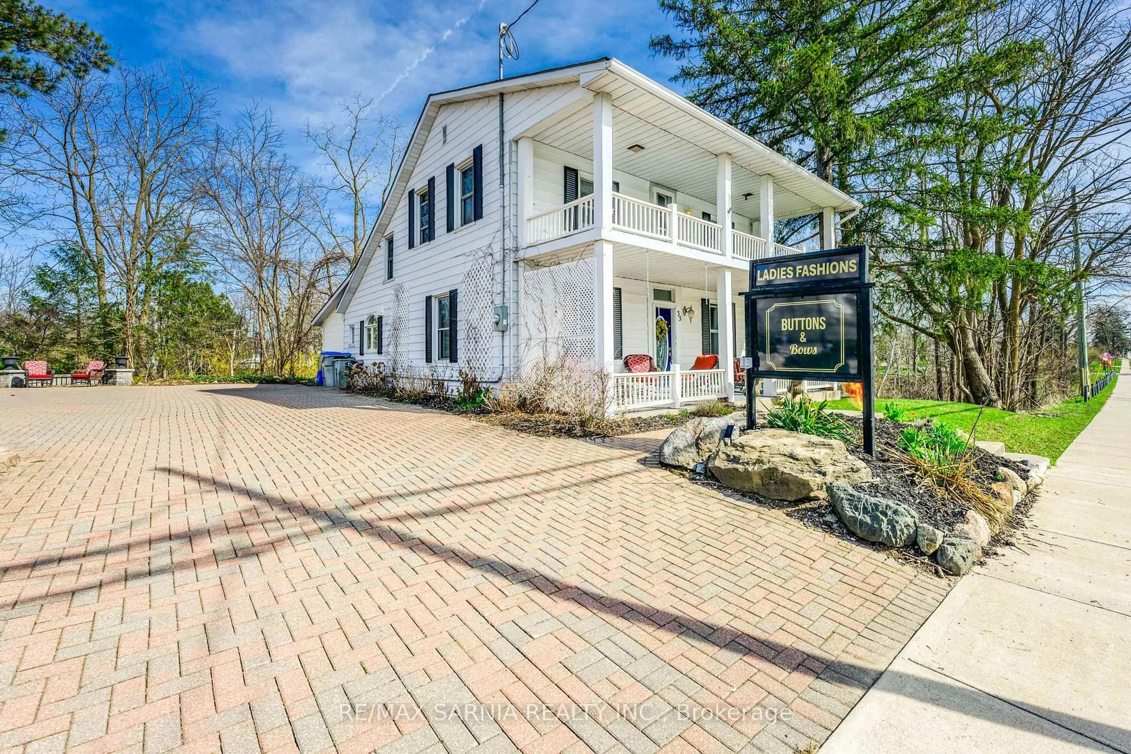 Unknown for 33 Main St, Lambton Shores Ontario N0N 1J0