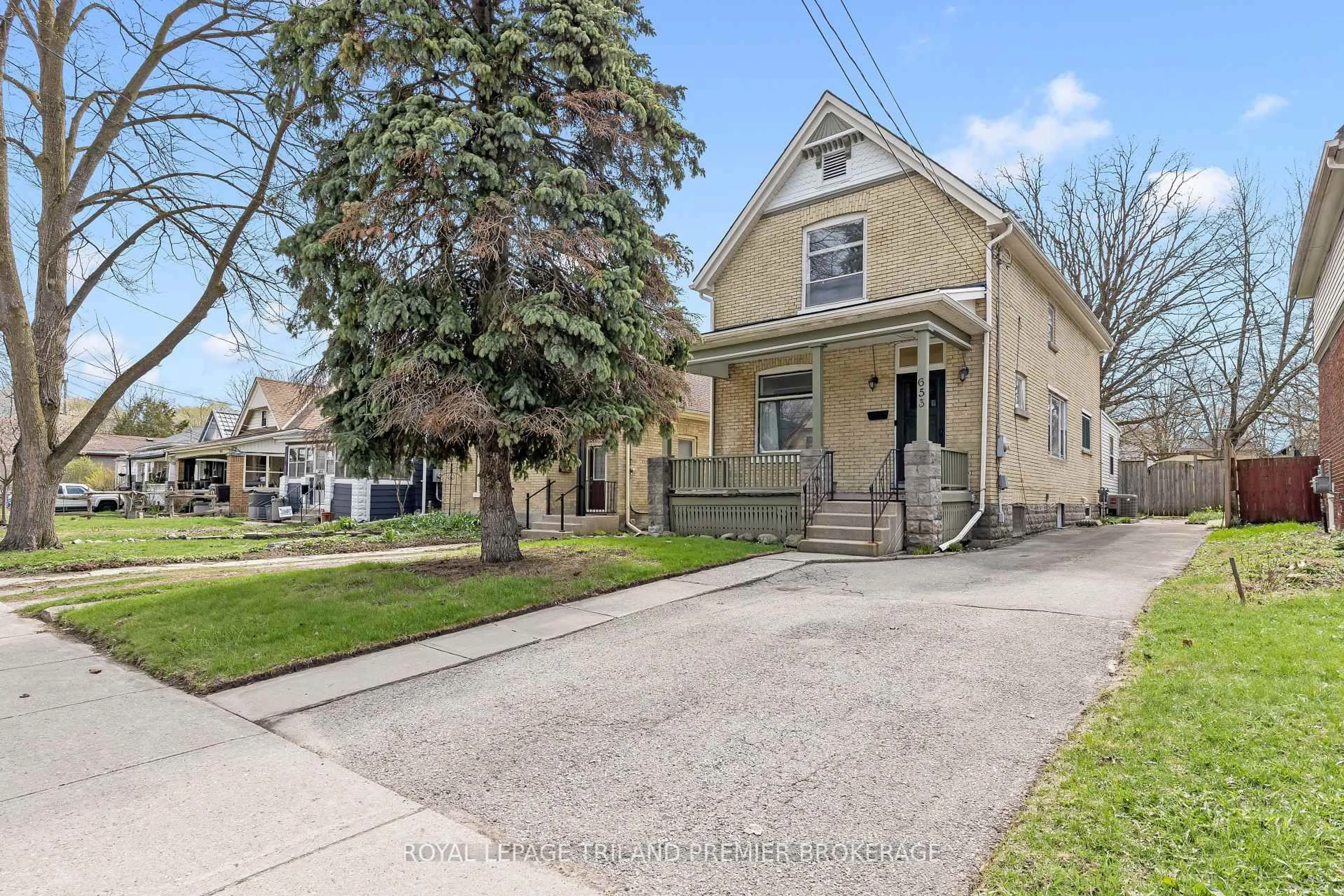 Unknown for 653 Princess Ave, London East Ontario N5W 3L9