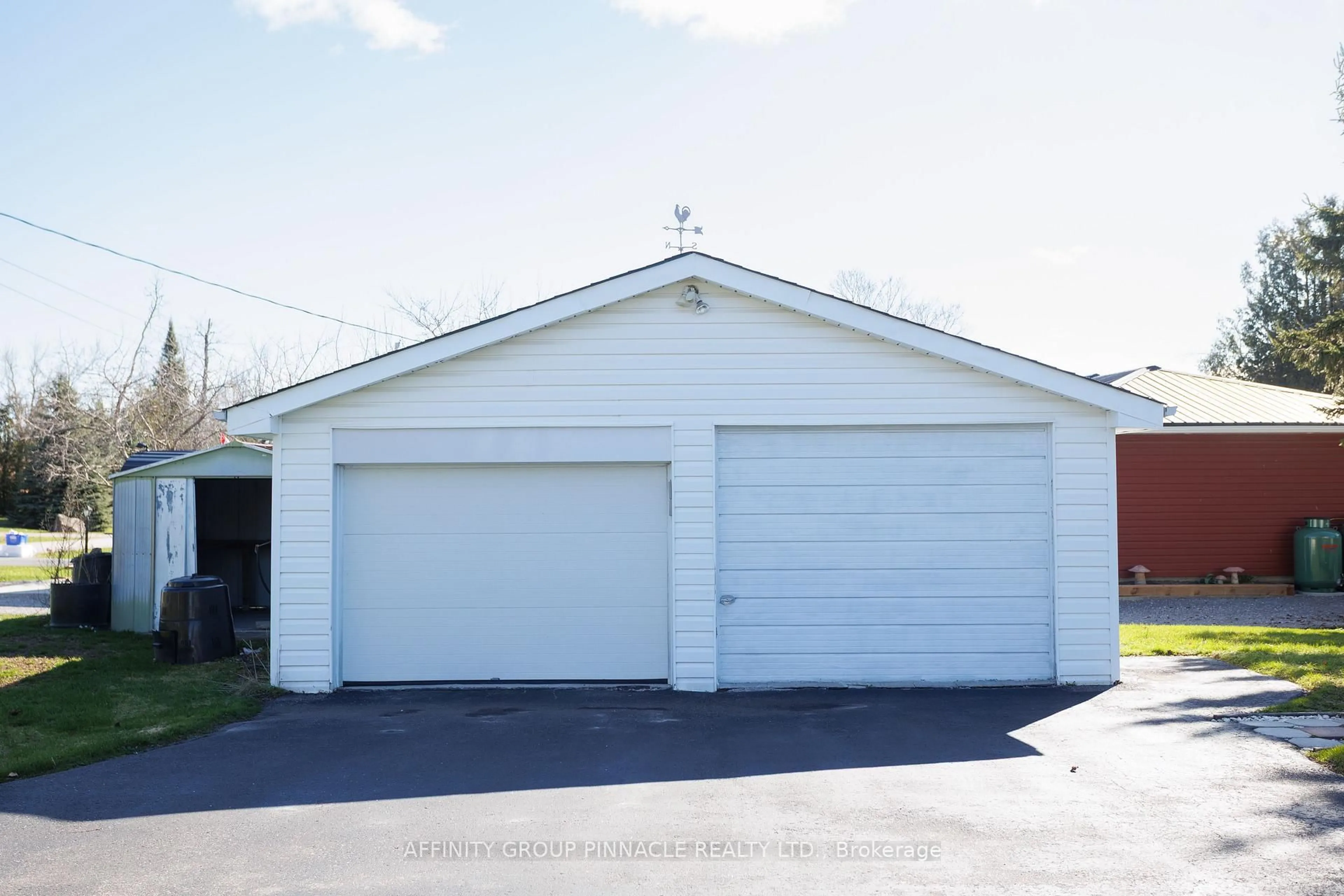 Indoor garage for 12 North Bayou Rd, Kawartha Lakes Ontario K0M 1N0