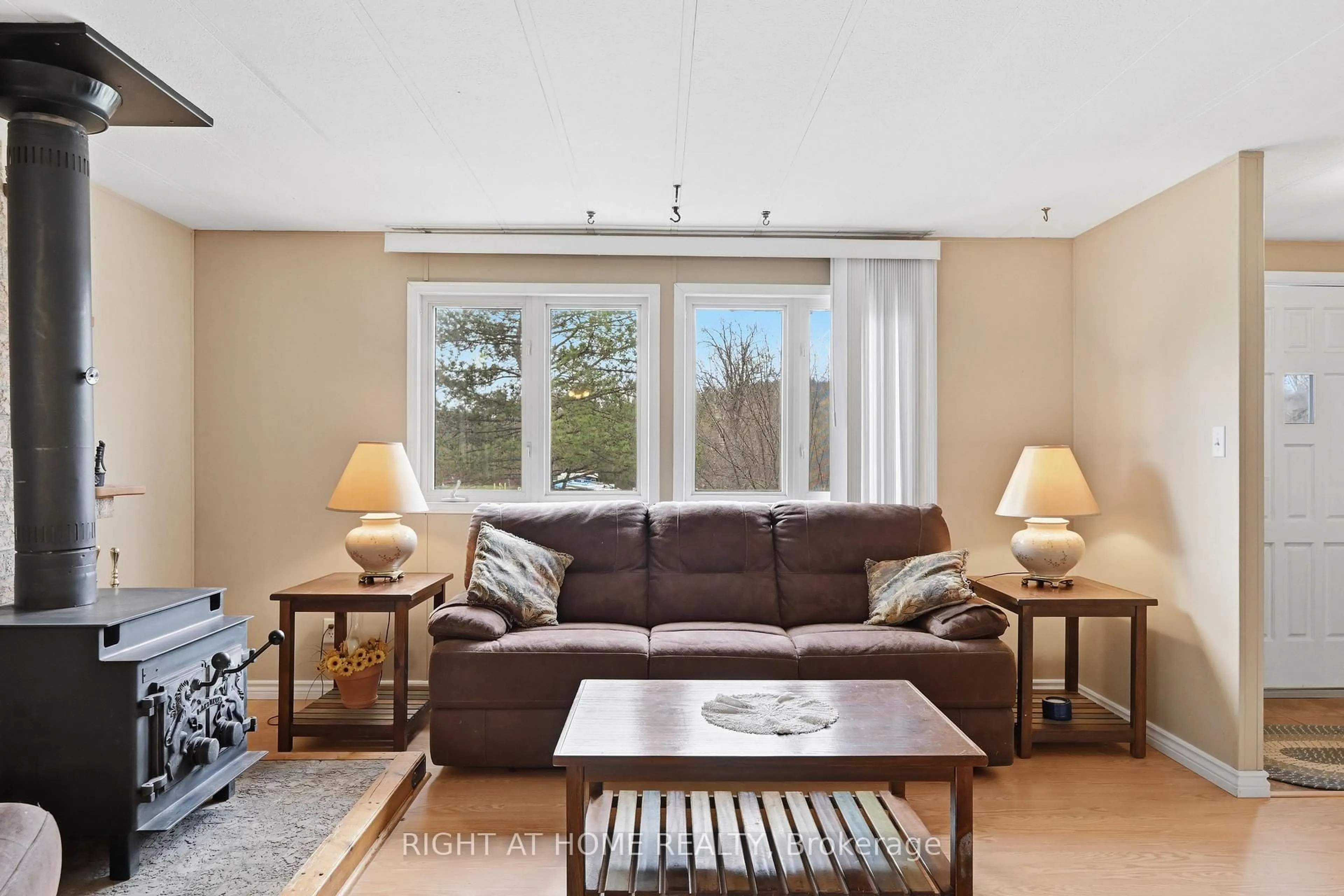 Living room with furniture, unknown for 1294 8th Concession Rd #131 Hillside Cres, Hamilton Ontario N0B 2J0