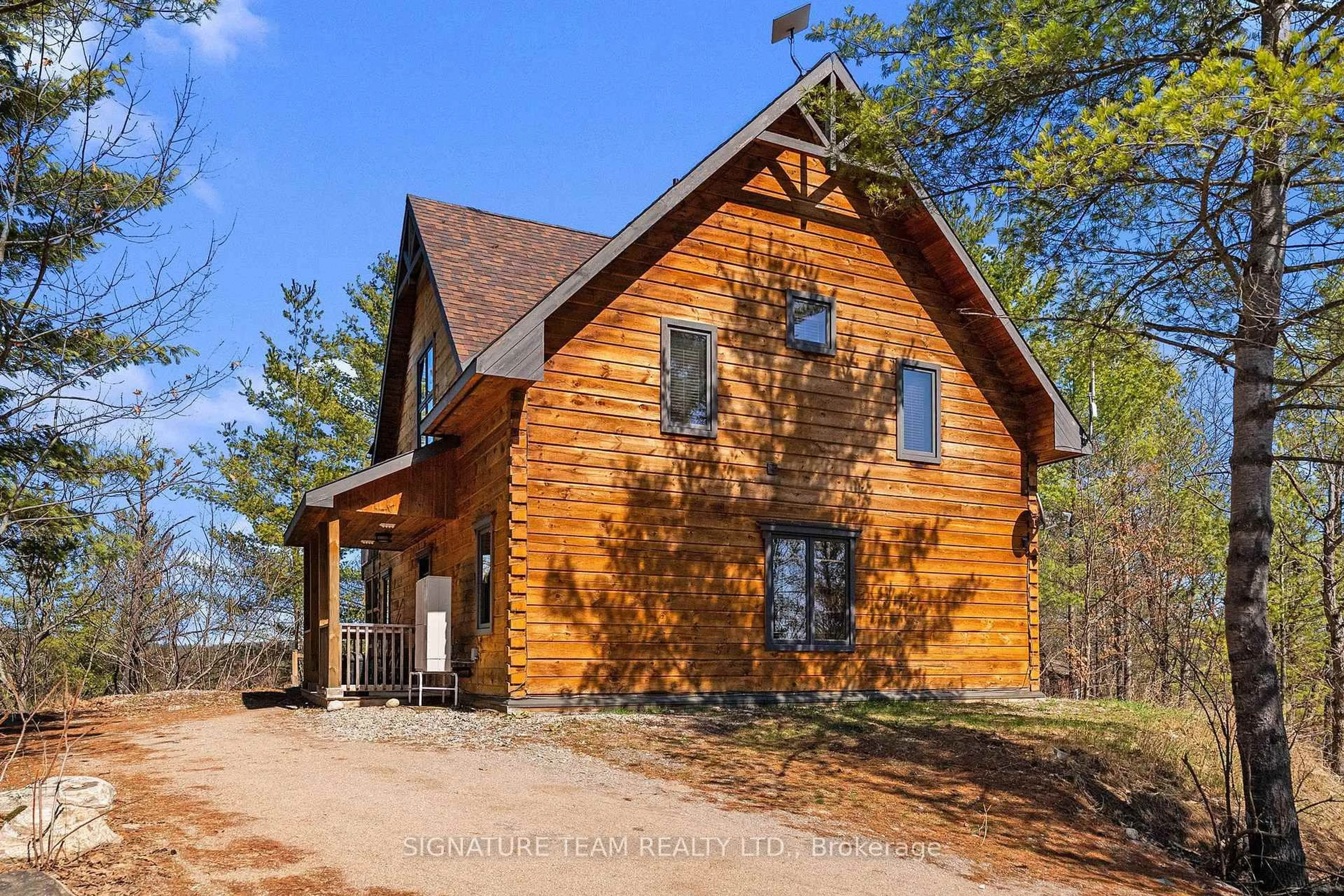 Home with brick exterior material, unknown for 287 Presquile Tr, Foresters Falls Ontario K0J 1V0