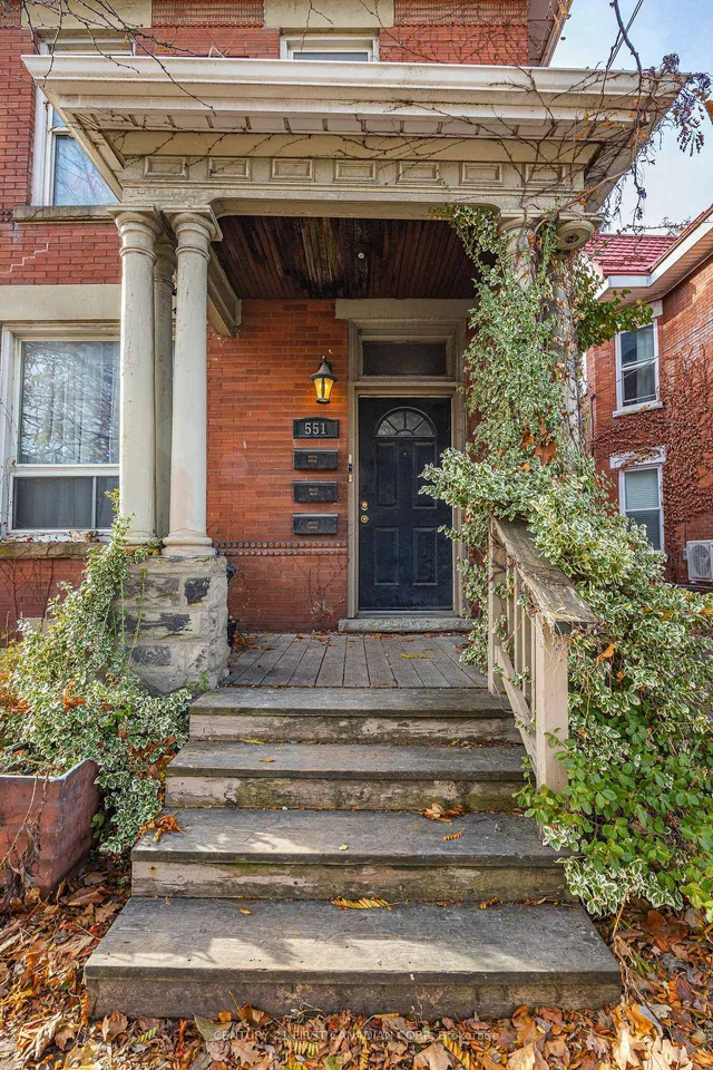 551 Adelaide St, London East 3