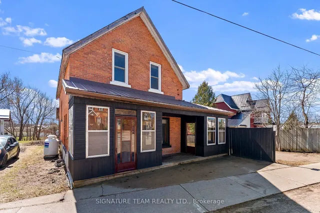 23 Main St, Cobden 3