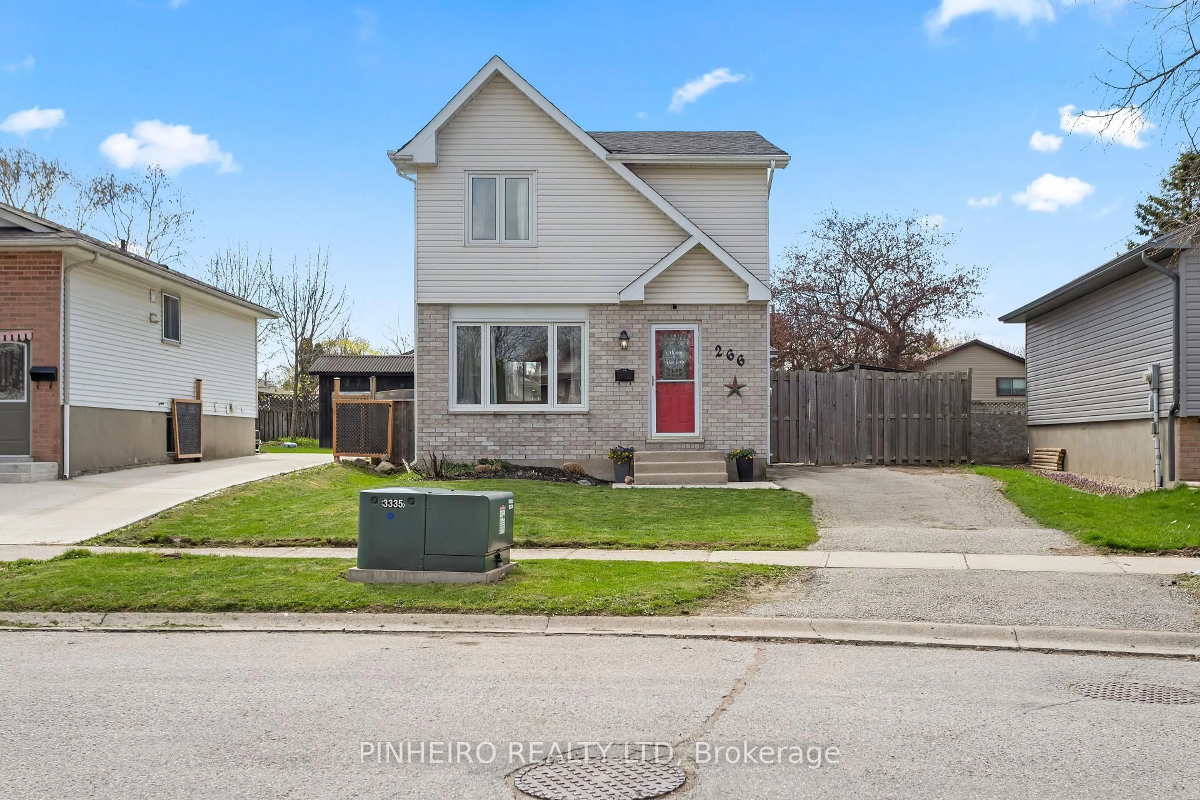 A pic from outside/outdoor area/front of a property/back of a property/a pic from drone, street for 266 Ardsley Cres, London North Ontario N6G 3W7